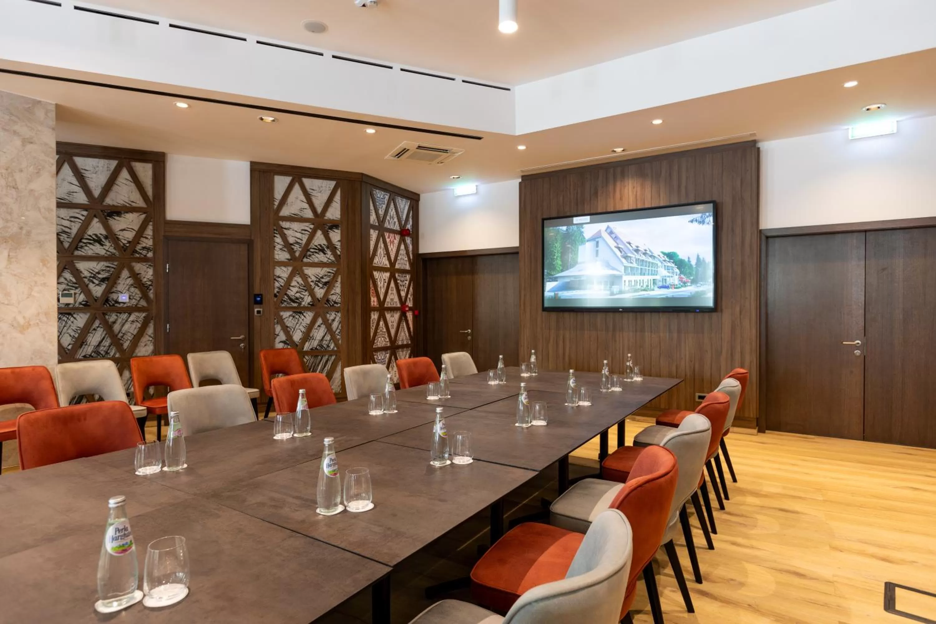 Meeting/conference room in HOTEL CRYSTAL WELLNESS & SPA superior