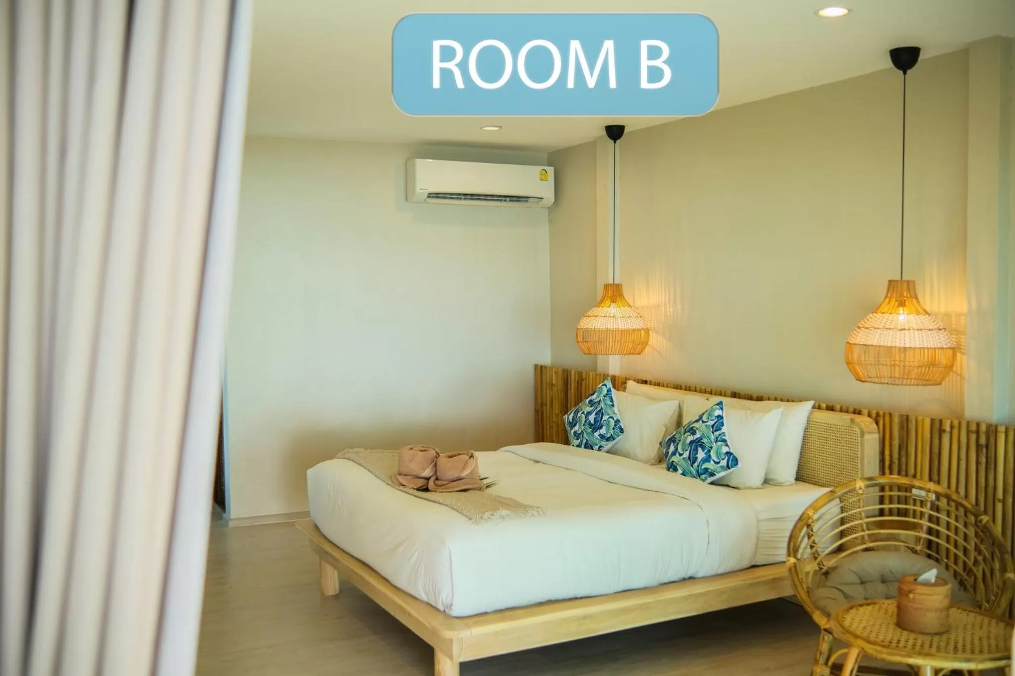 Bed in Siam Beach Resort Koh Kood