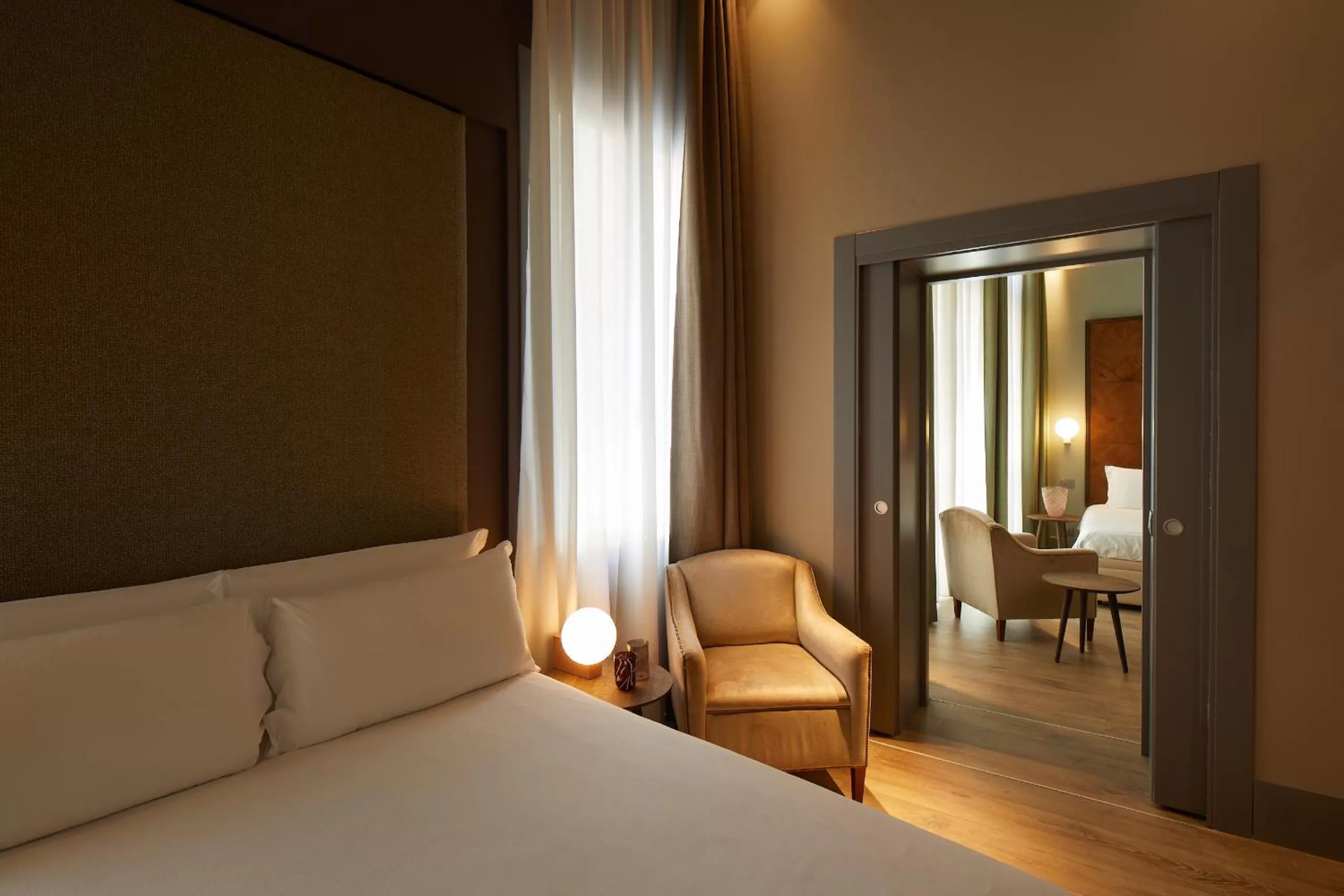 Photo of the whole room, Bed in Hotel Dei Dragomanni