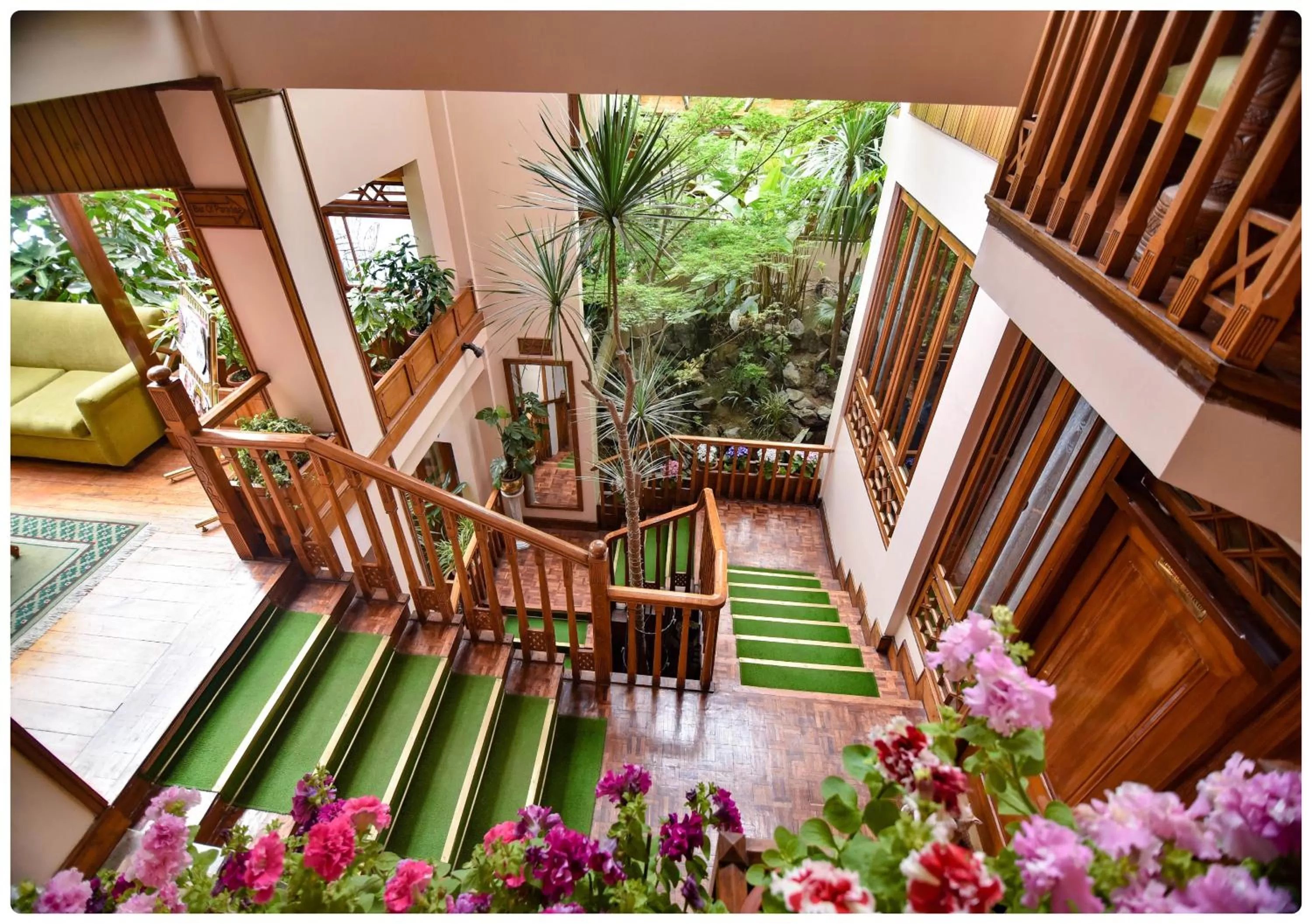 Natural landscape in Cedar Inn