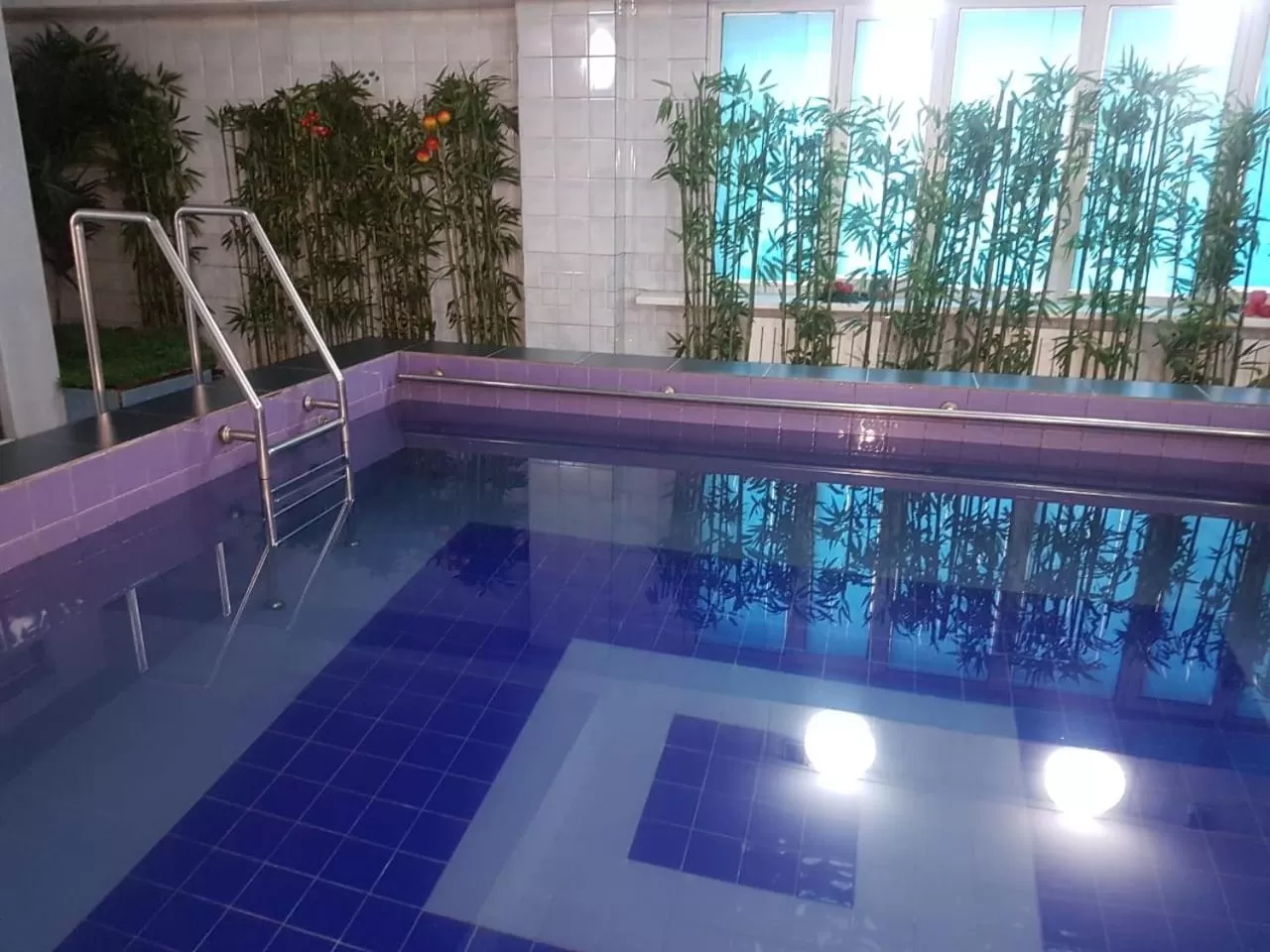 Pool view, Swimming Pool in Hotel Kezdesu