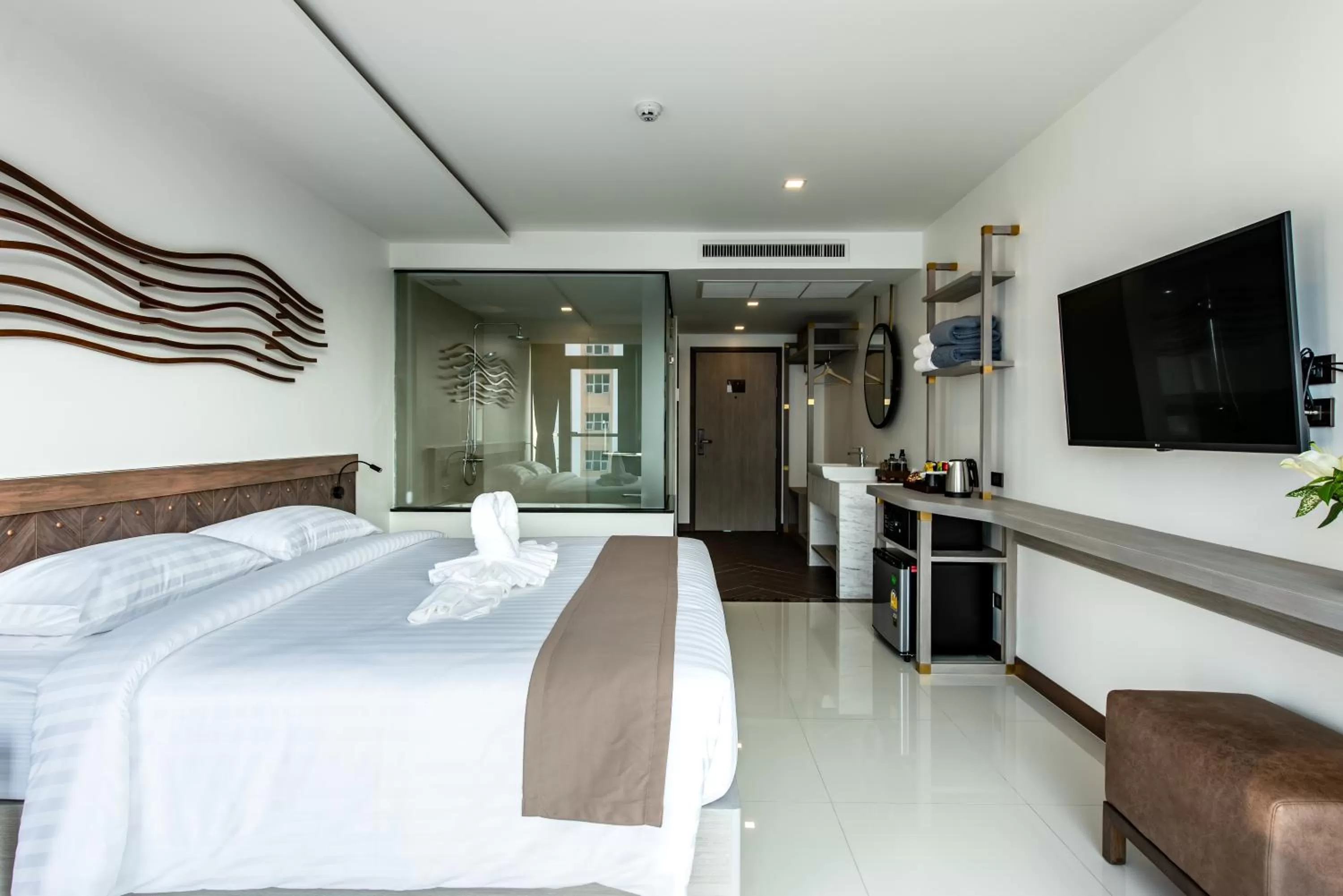 Bed in Blackwoods Hotel Pattaya - SHA Extra Plus