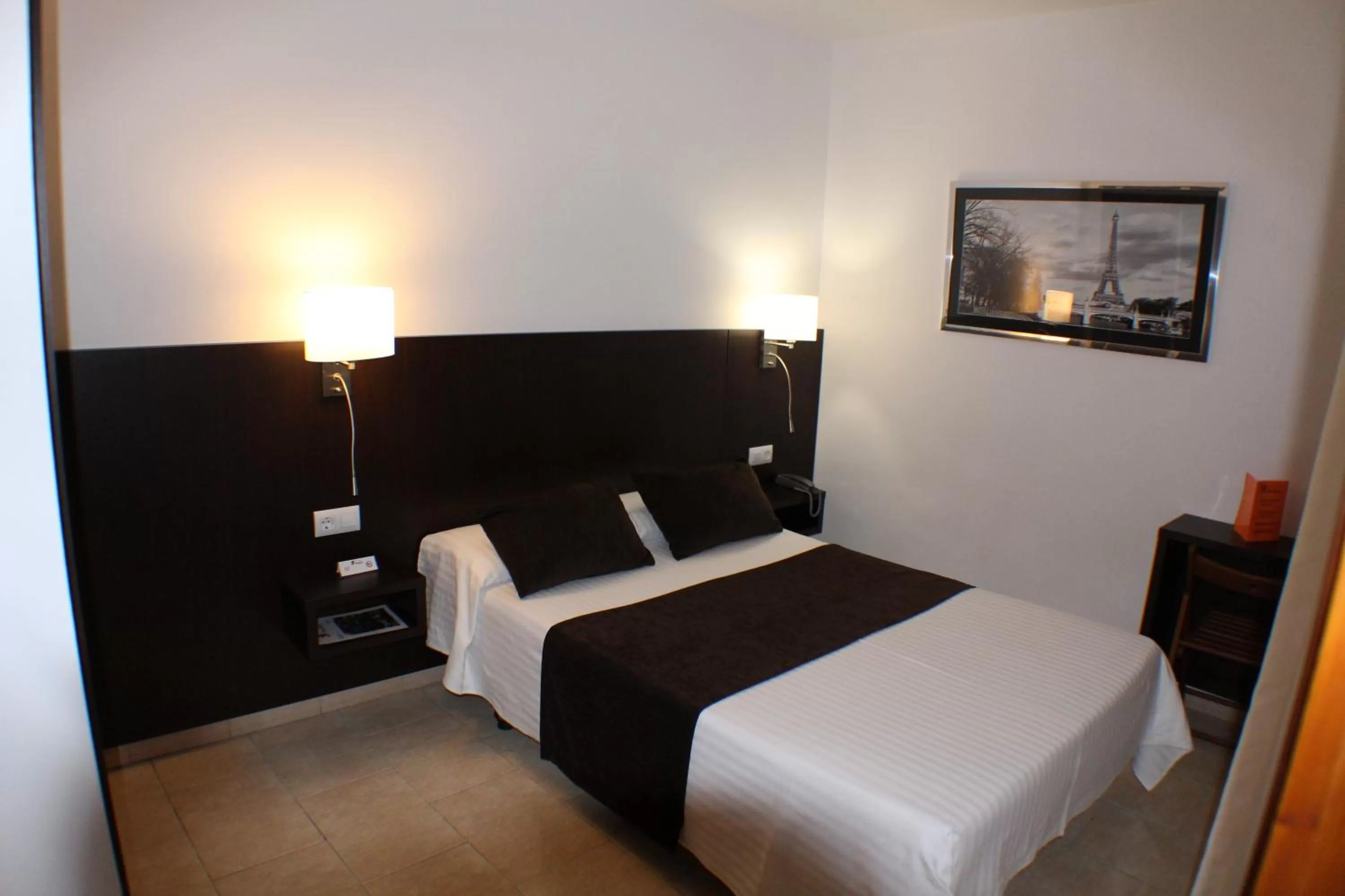 Bed in Hotel Marfany