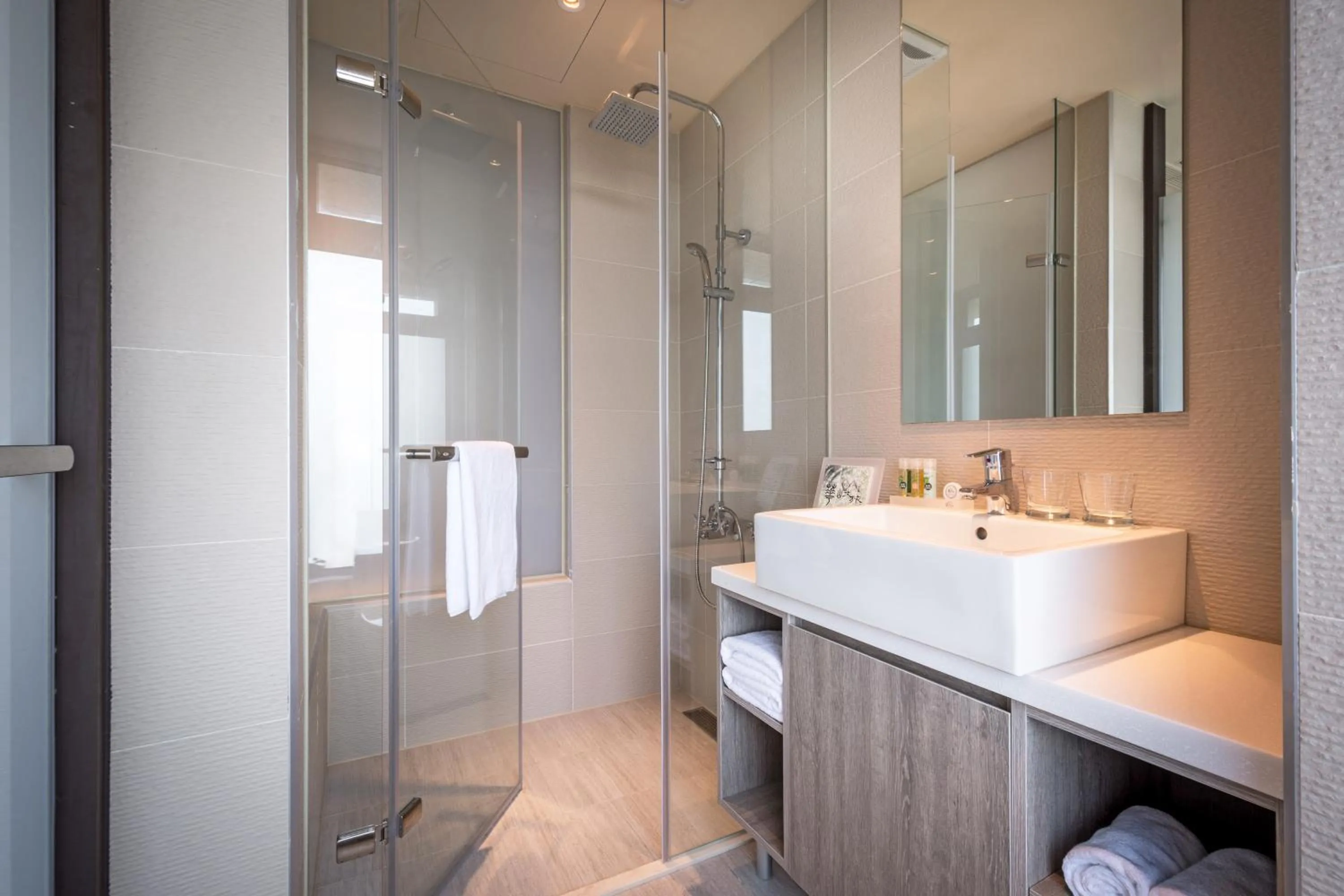 Bathroom in Wallsun Hotel