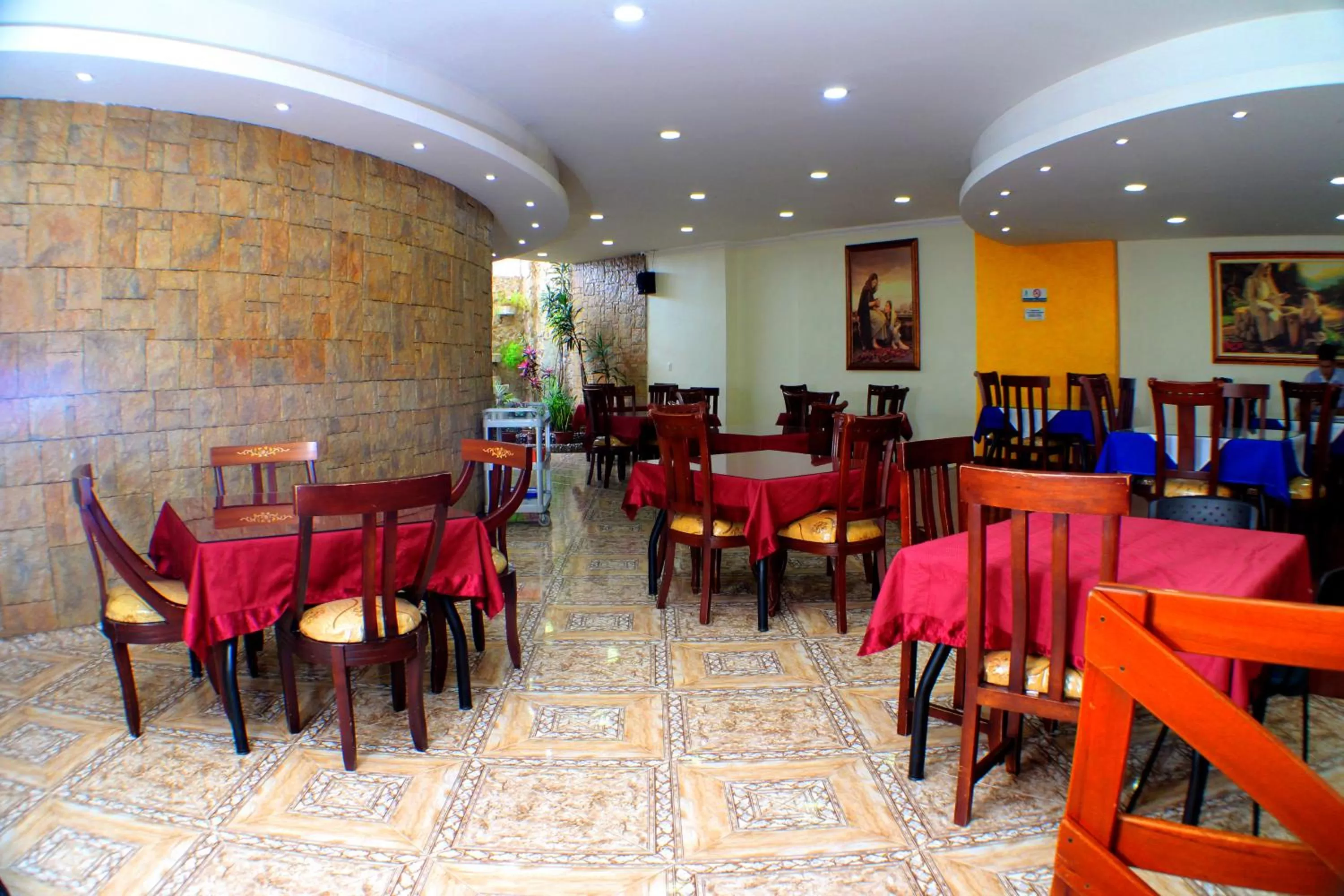 Hotel Santa Isabel 2