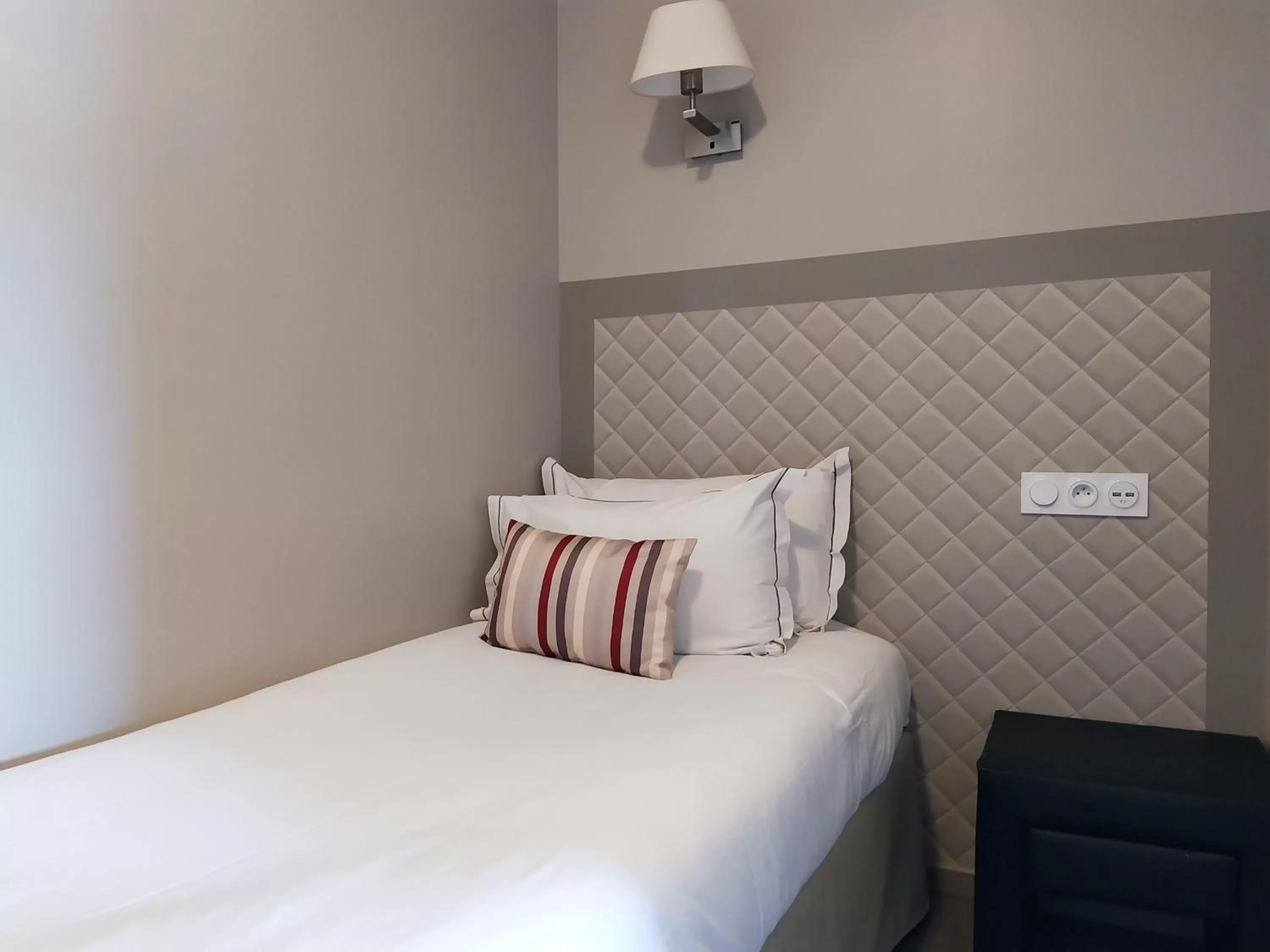 Bedroom, Bed in Best Western Central Hotel