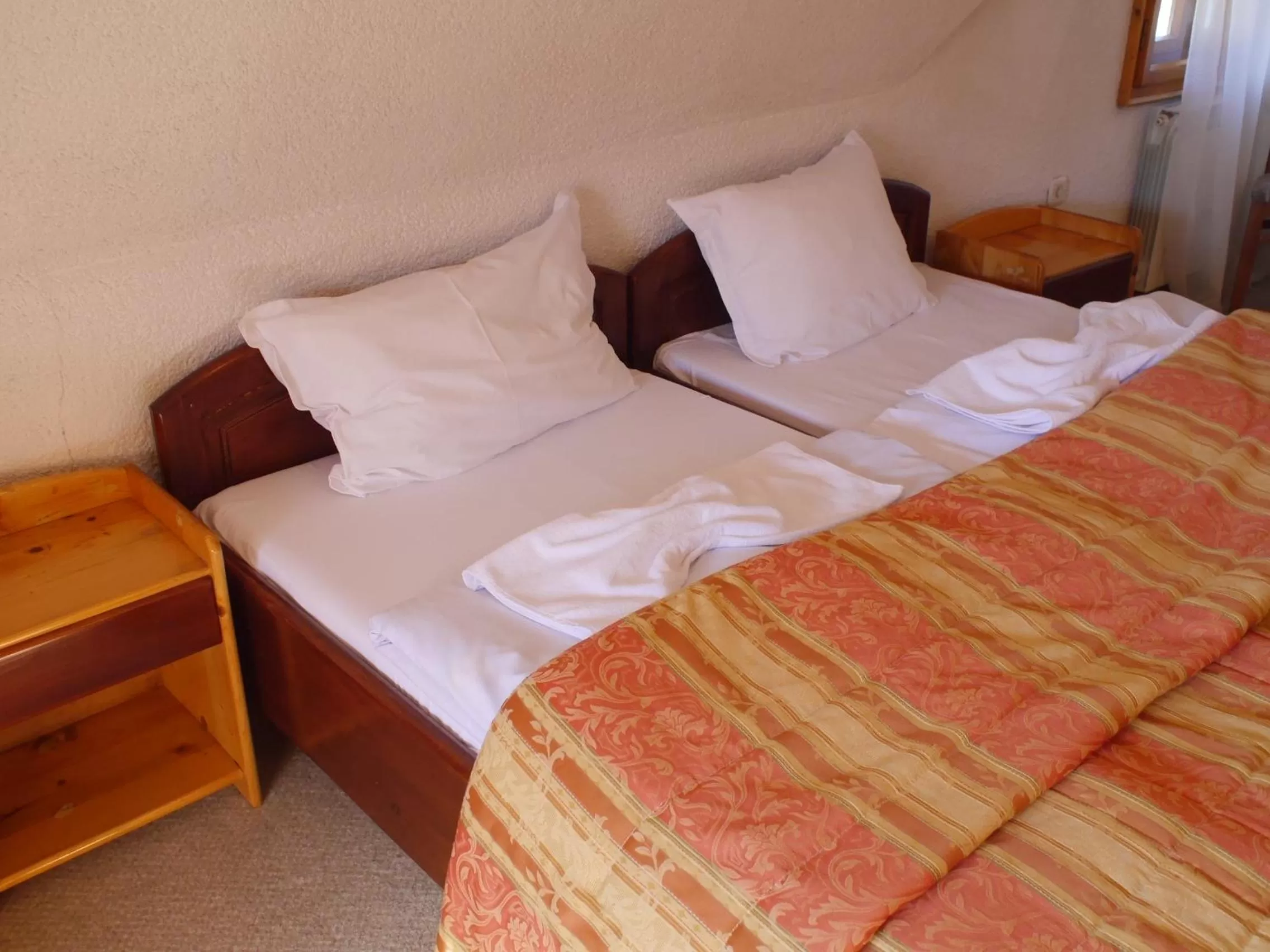 Photo of the whole room, Bed in Family Hotel Silver