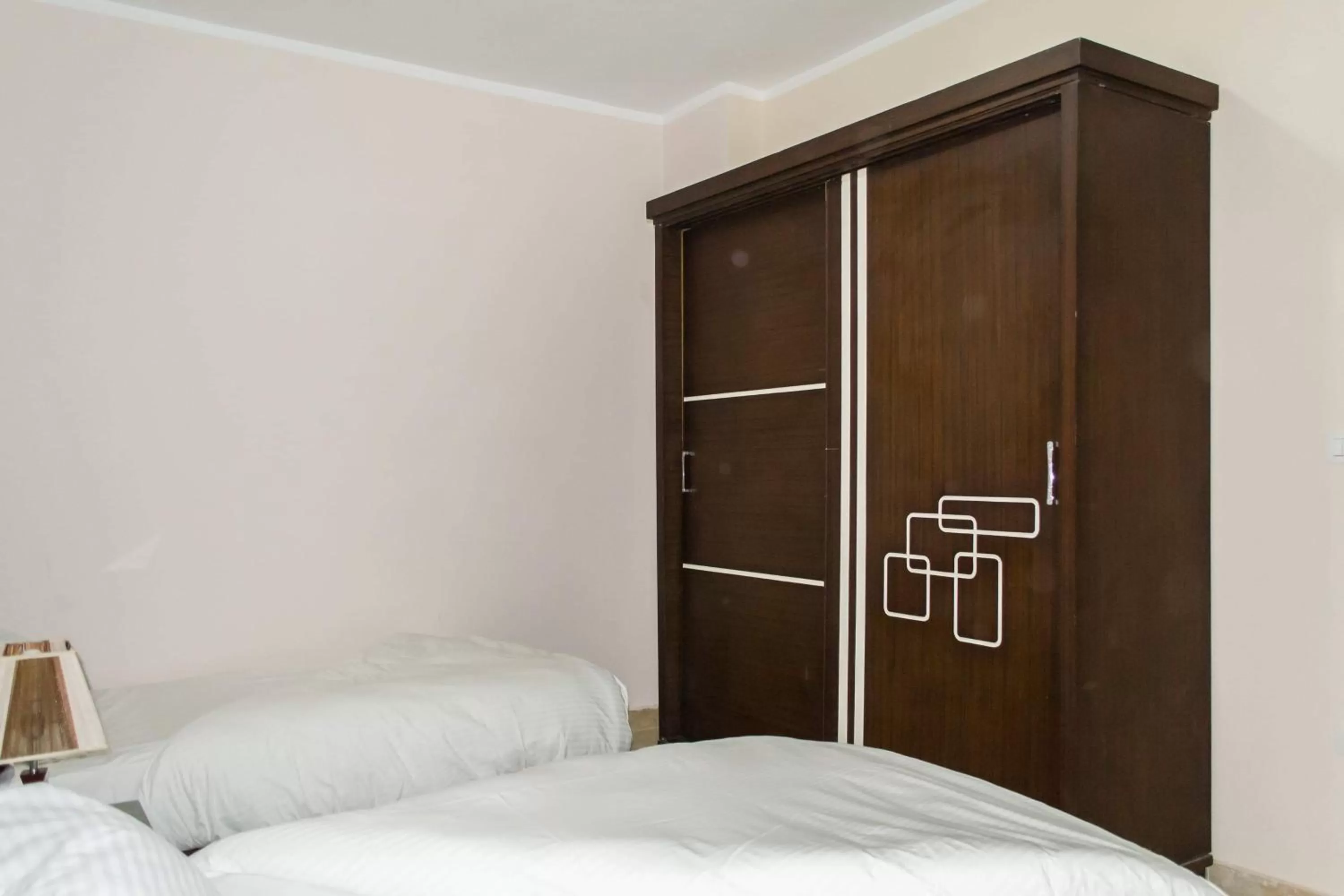 Bed in Charbel apartments