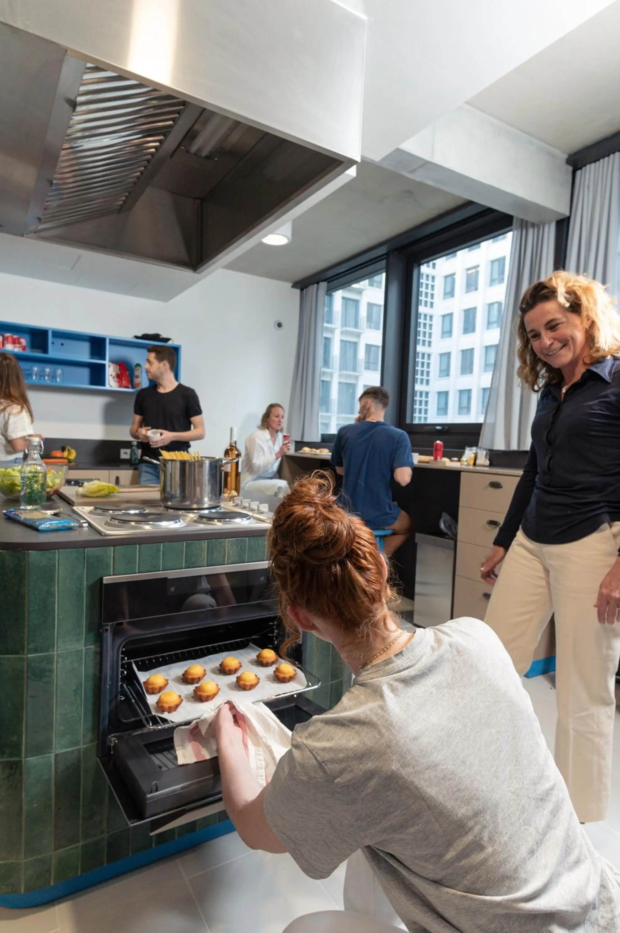 Kitchen or kitchenette in The People - Paris Marais