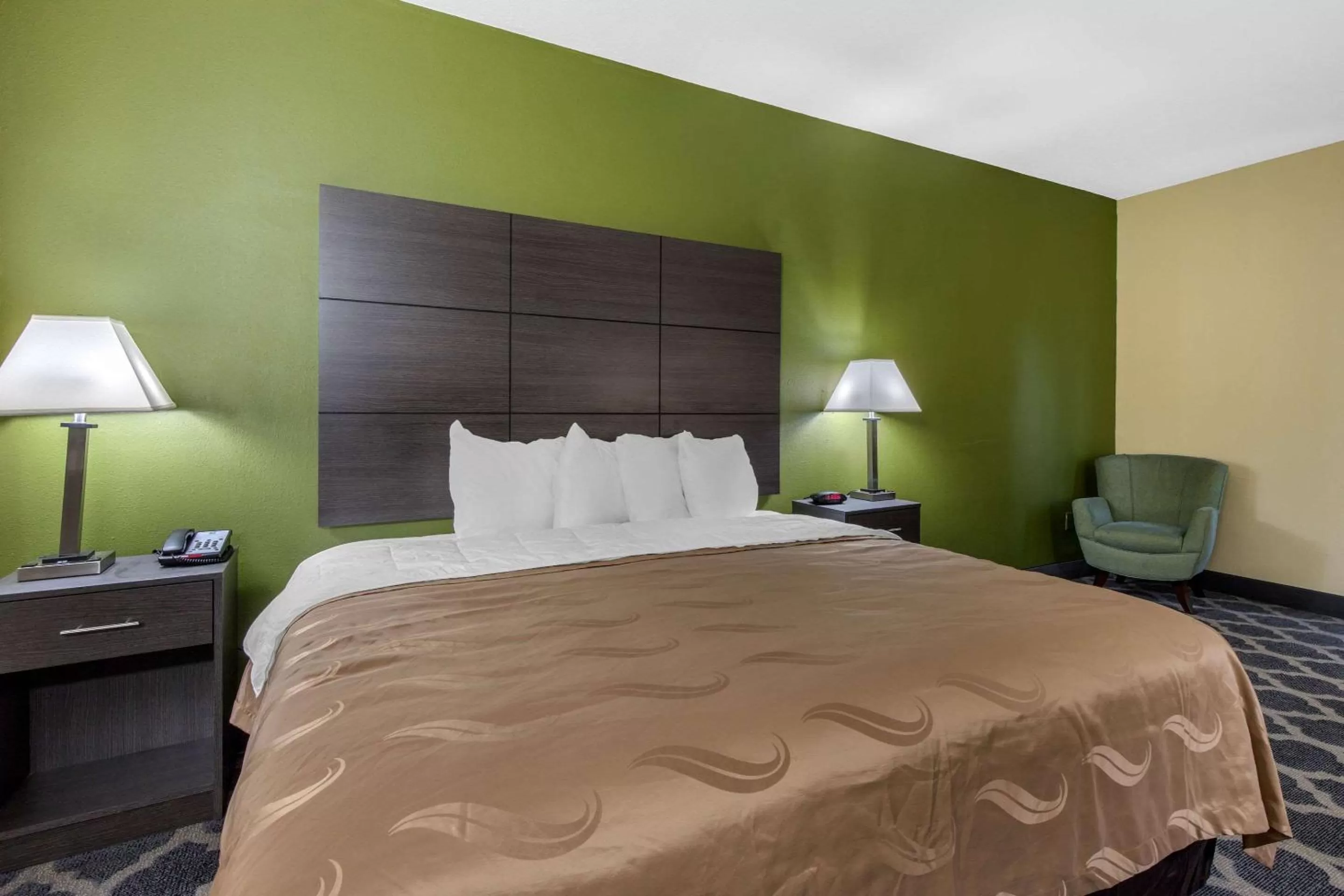 Photo of the whole room, Bed in Quality Inn Kingstree North