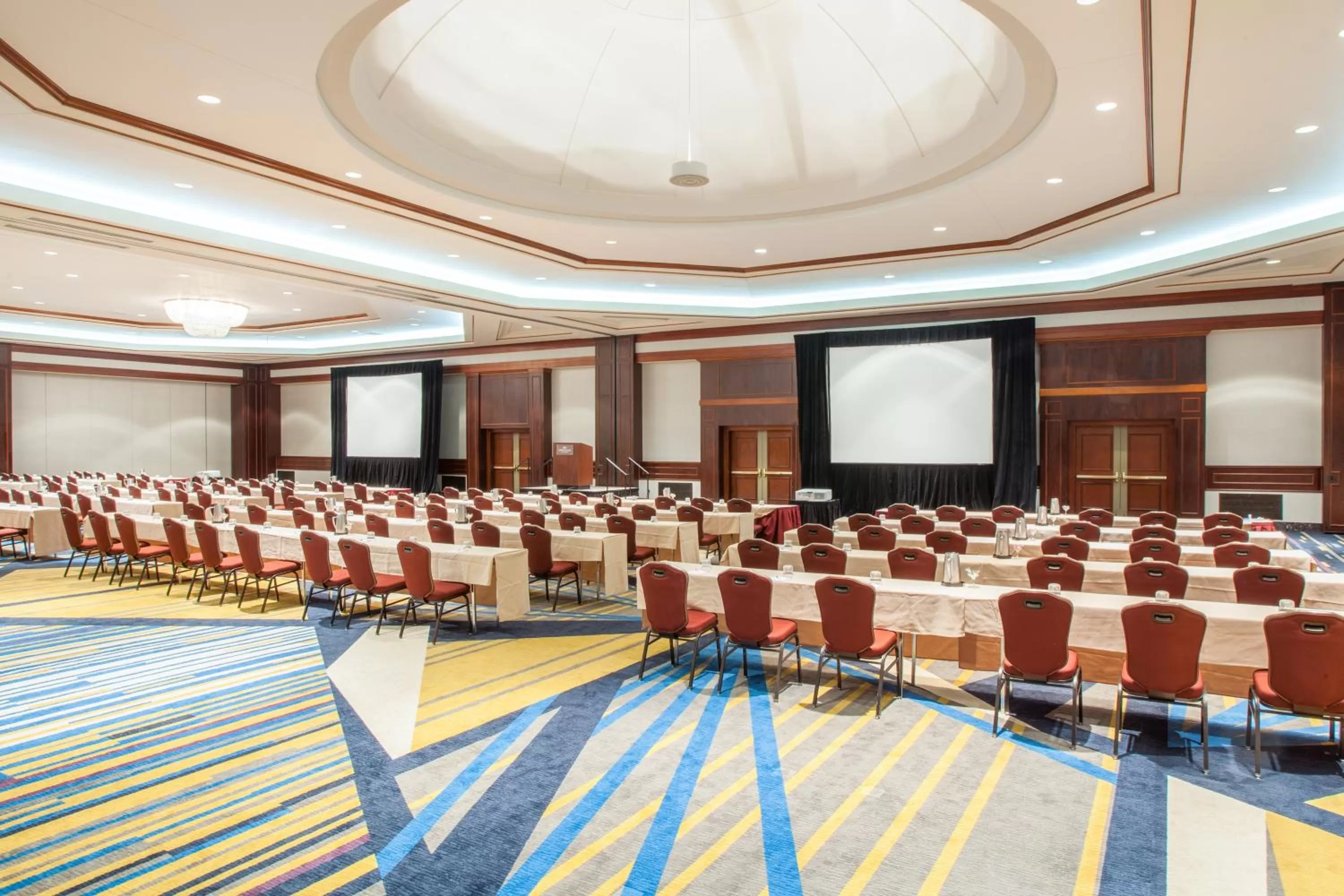 Meeting/conference room in Crowne Plaza Springfield Convention Center by IHG