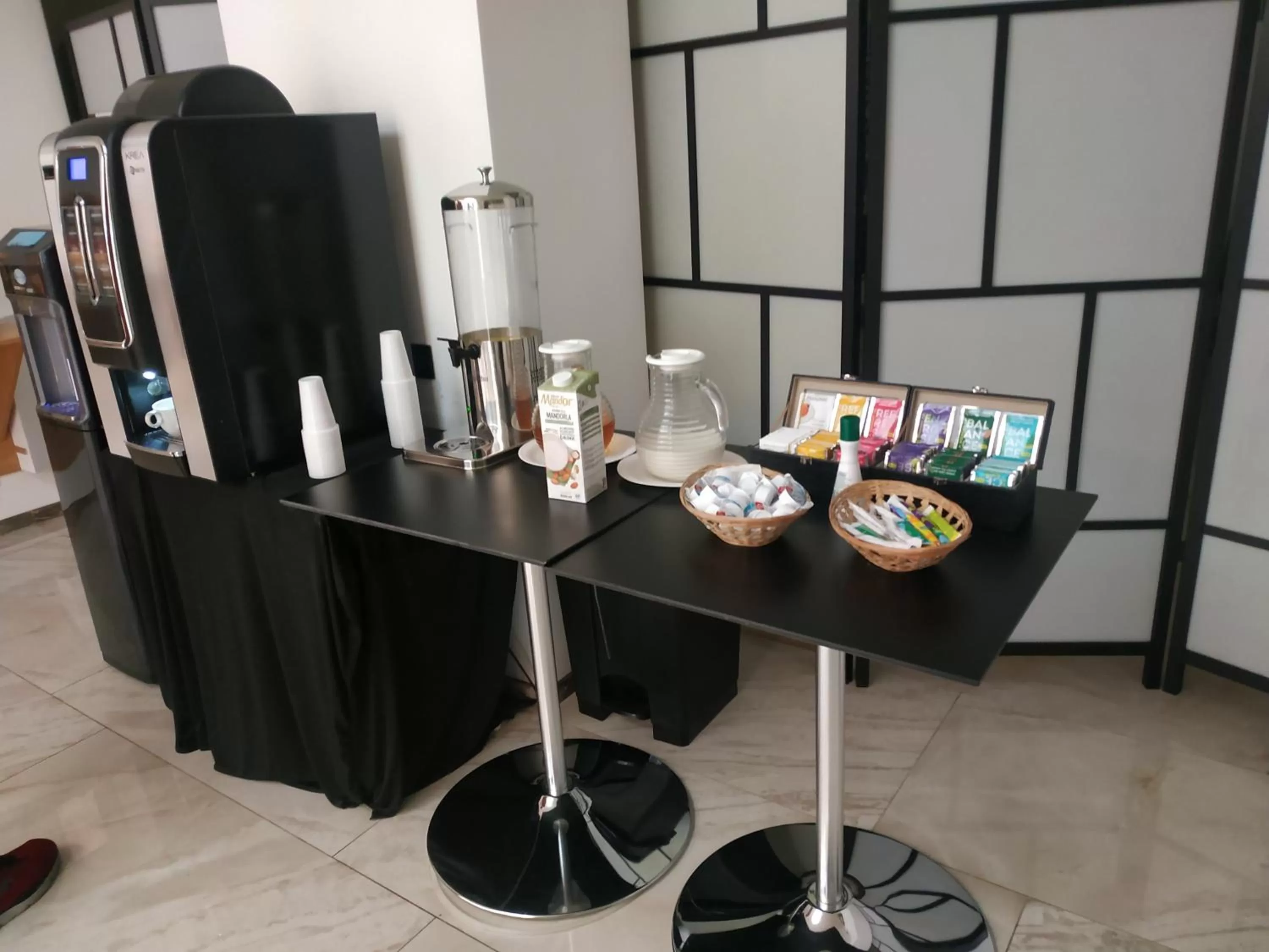 Breakfast in Hotel Aida Opera