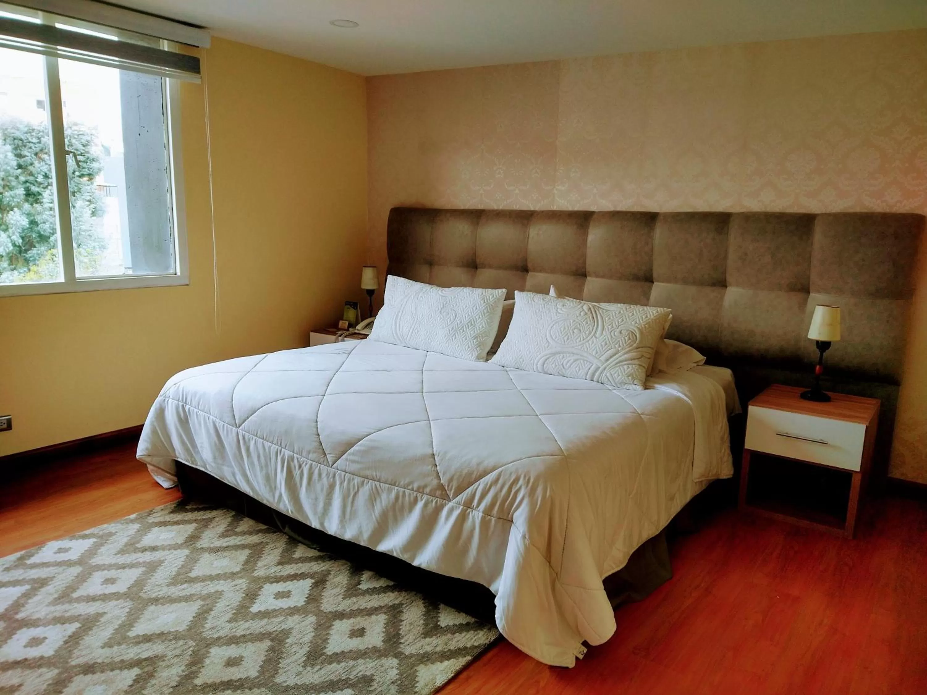 Bed in Hotel Morasurco