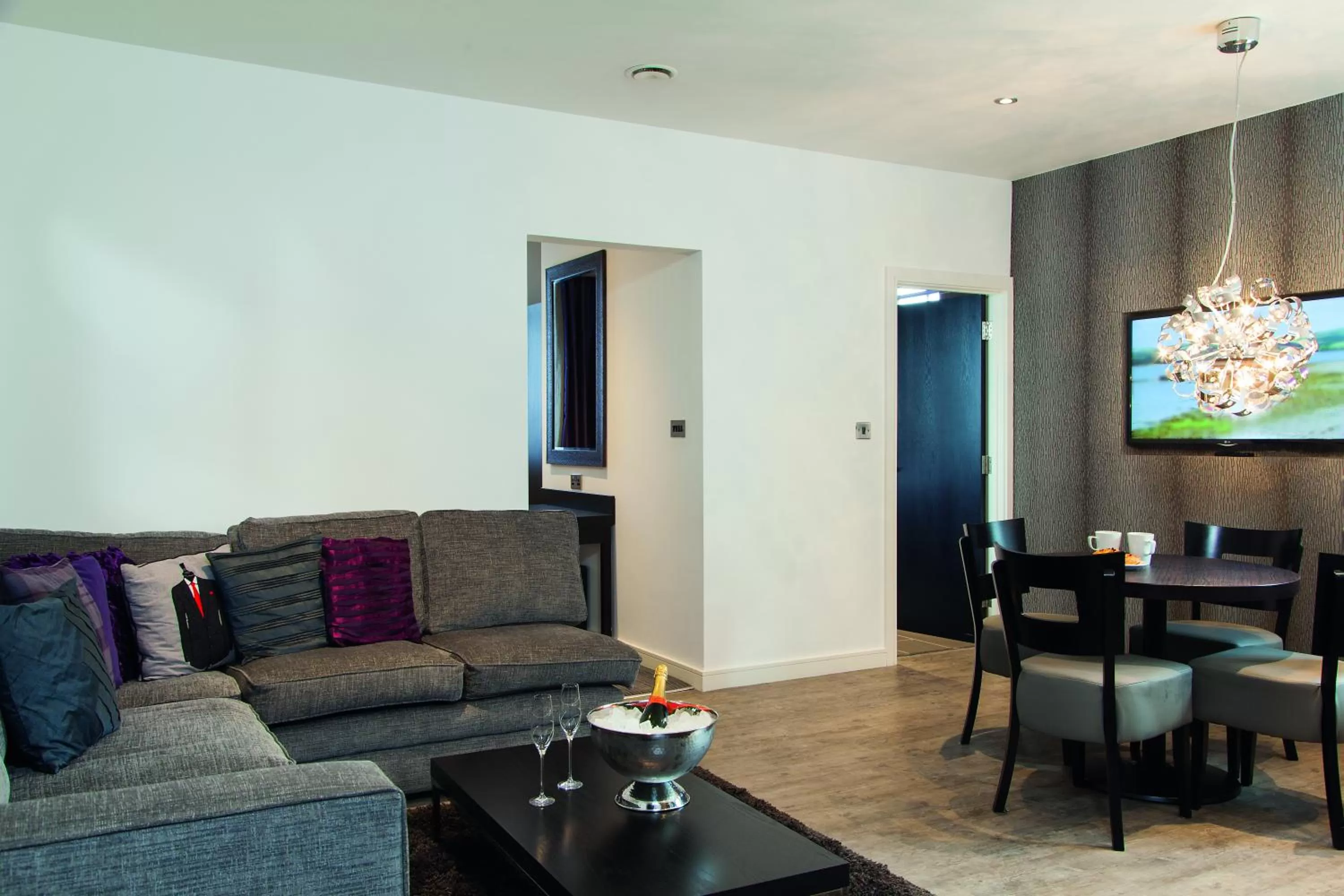 Living room, Seating Area in EPIC Apart Hotel - Seel Street