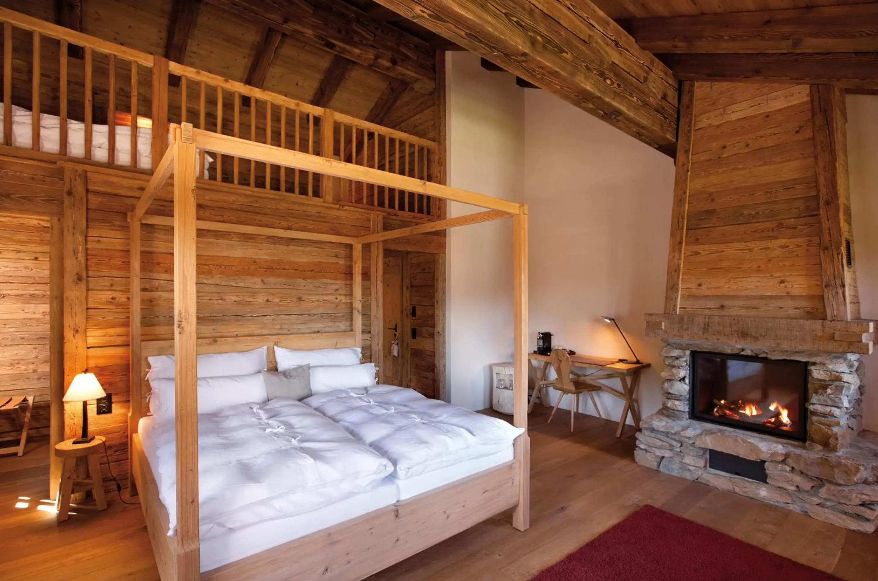 Suite "Bauernstube" in Maiensässhotel Guarda Val Suite "Bauernstube" in Maiensässhotel Guarda Val