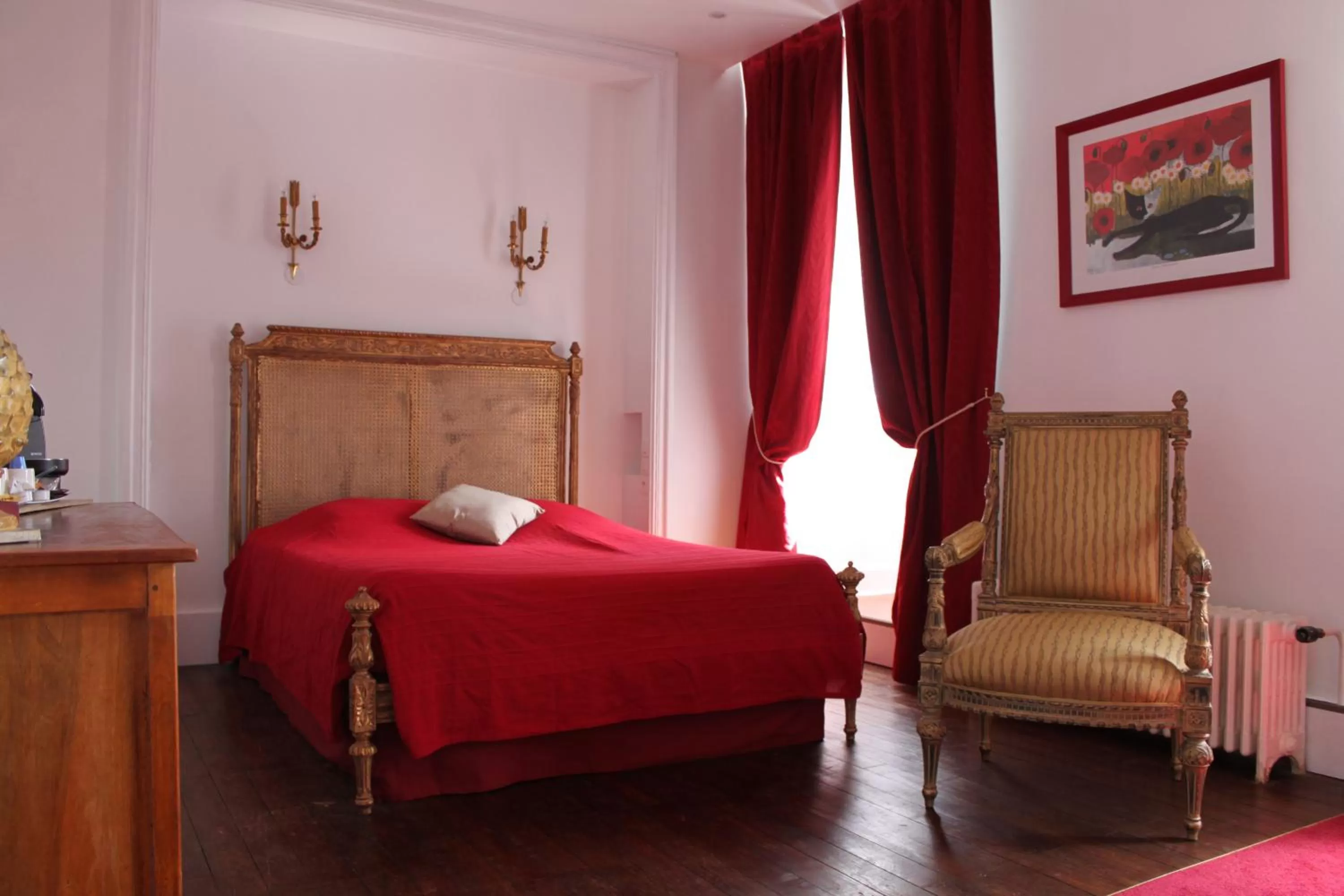 Photo of the whole room, Bed in Résidence et Chambres d'Hôtes de La Porte d'Arras