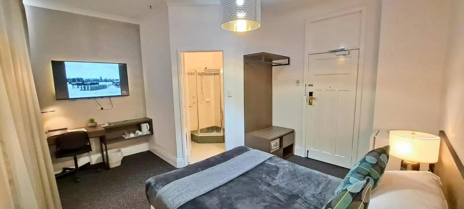 Bedroom, Bed in Criterion Hotel Perth