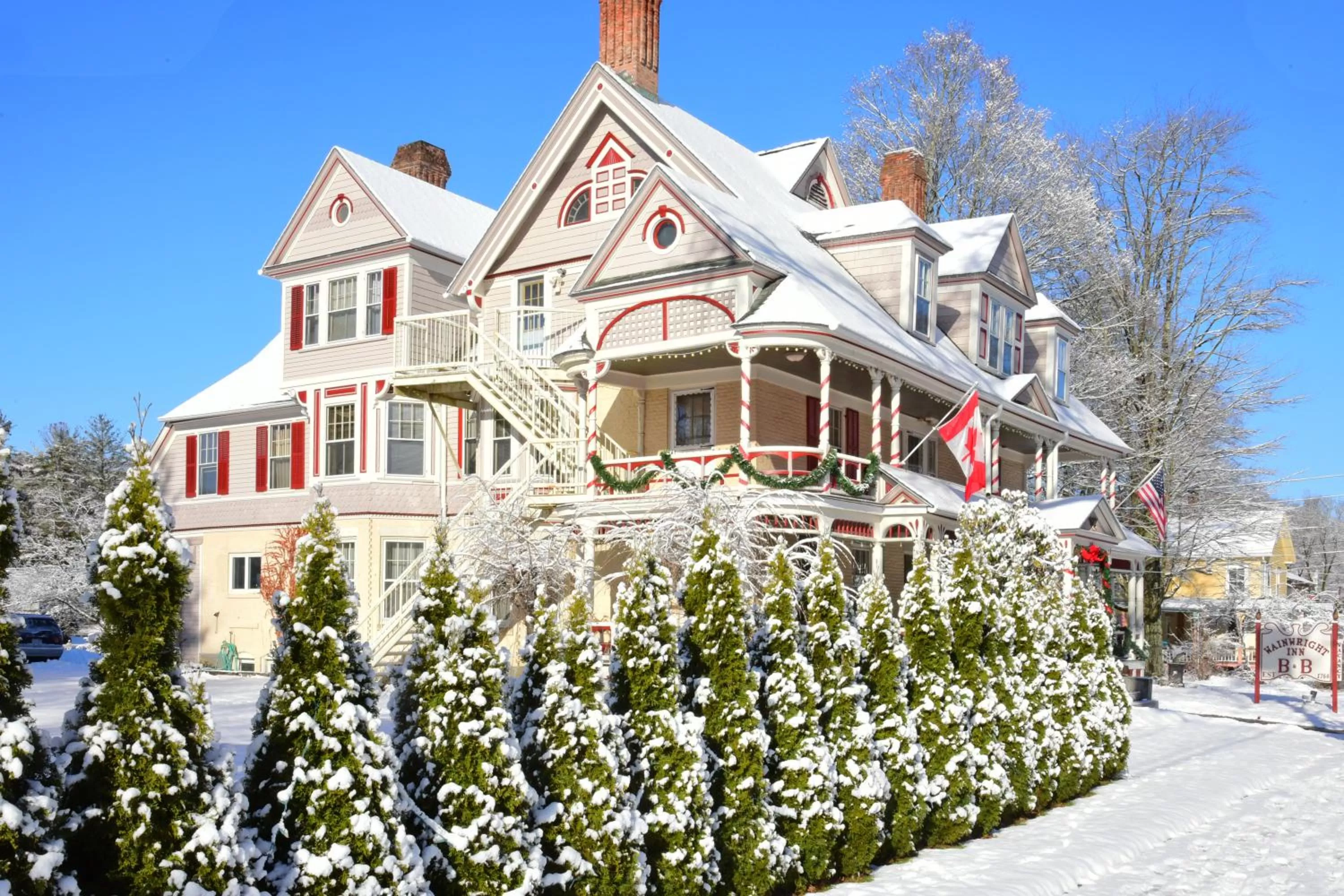 Property building in Wainwright Inn