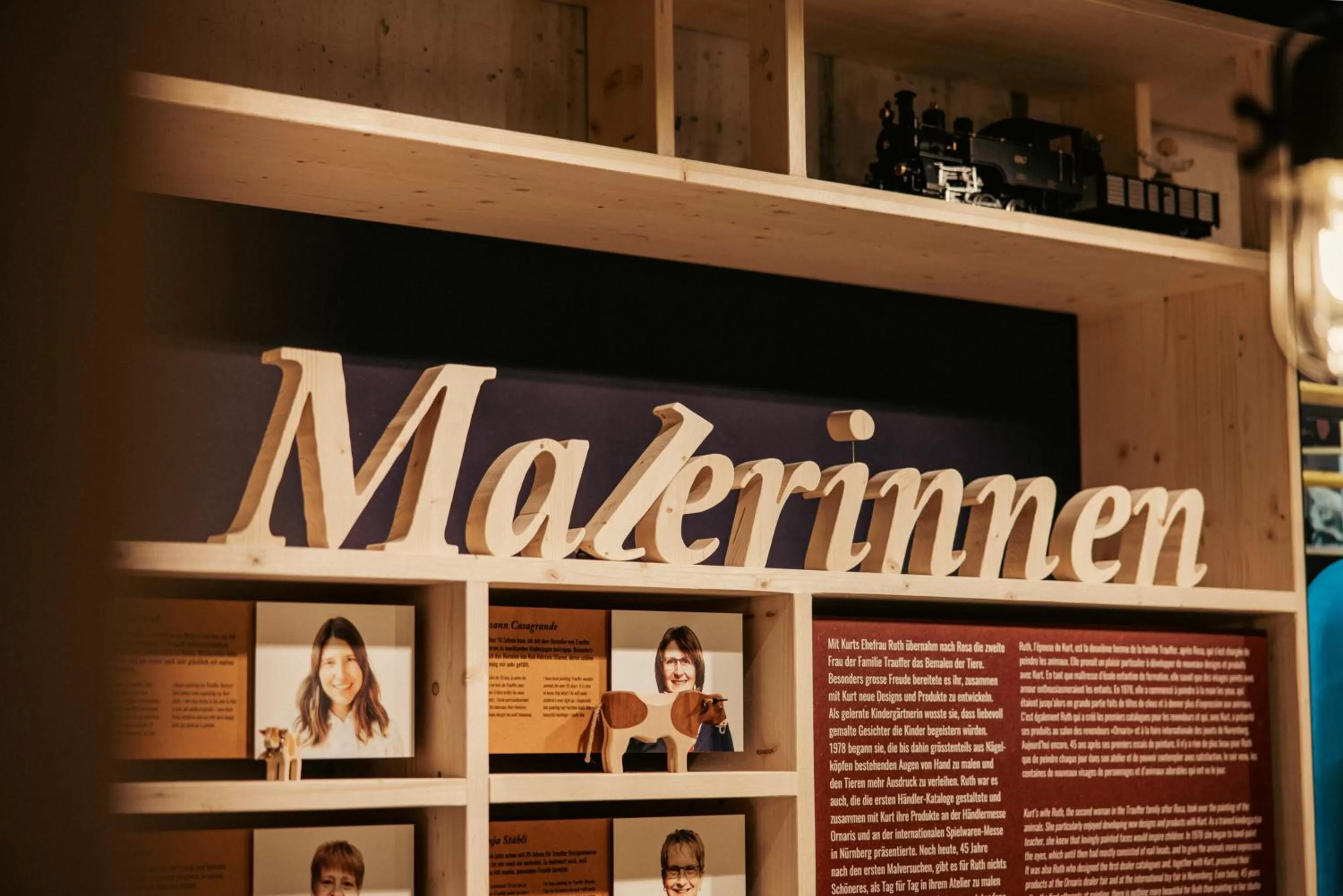 Decorative detail in Bretterhotel