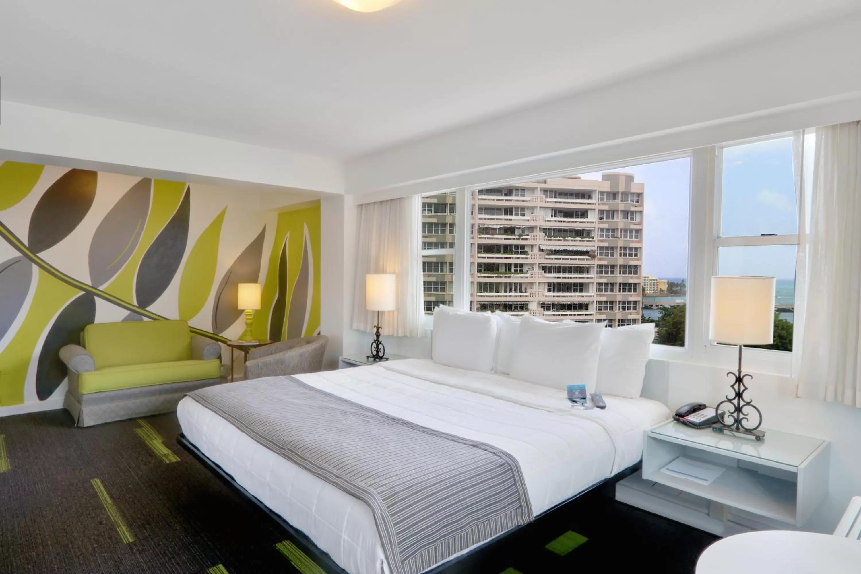 View (from property/room), Bed in Hotel Miramar