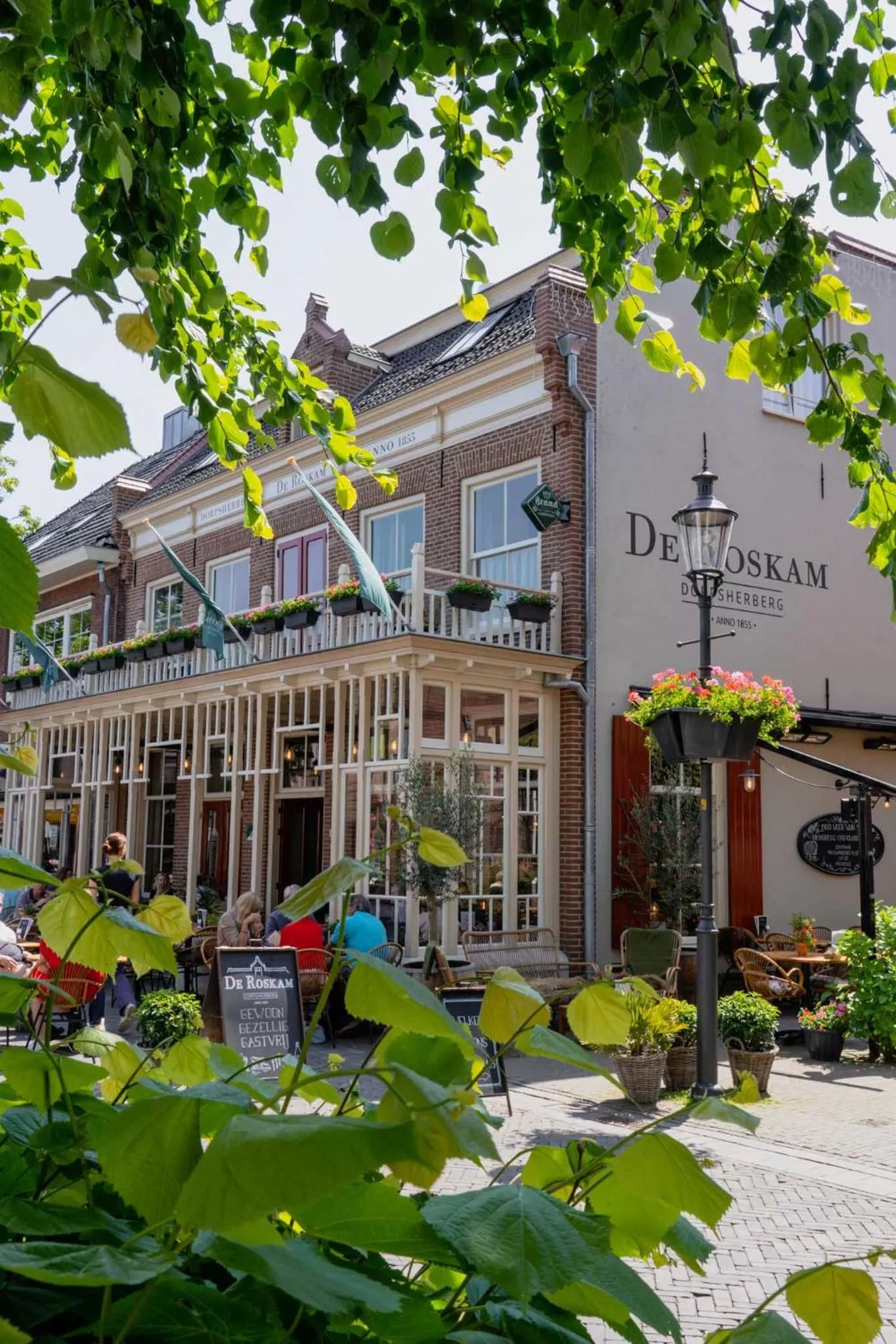 Property building in Dorpsherberg De Roskam