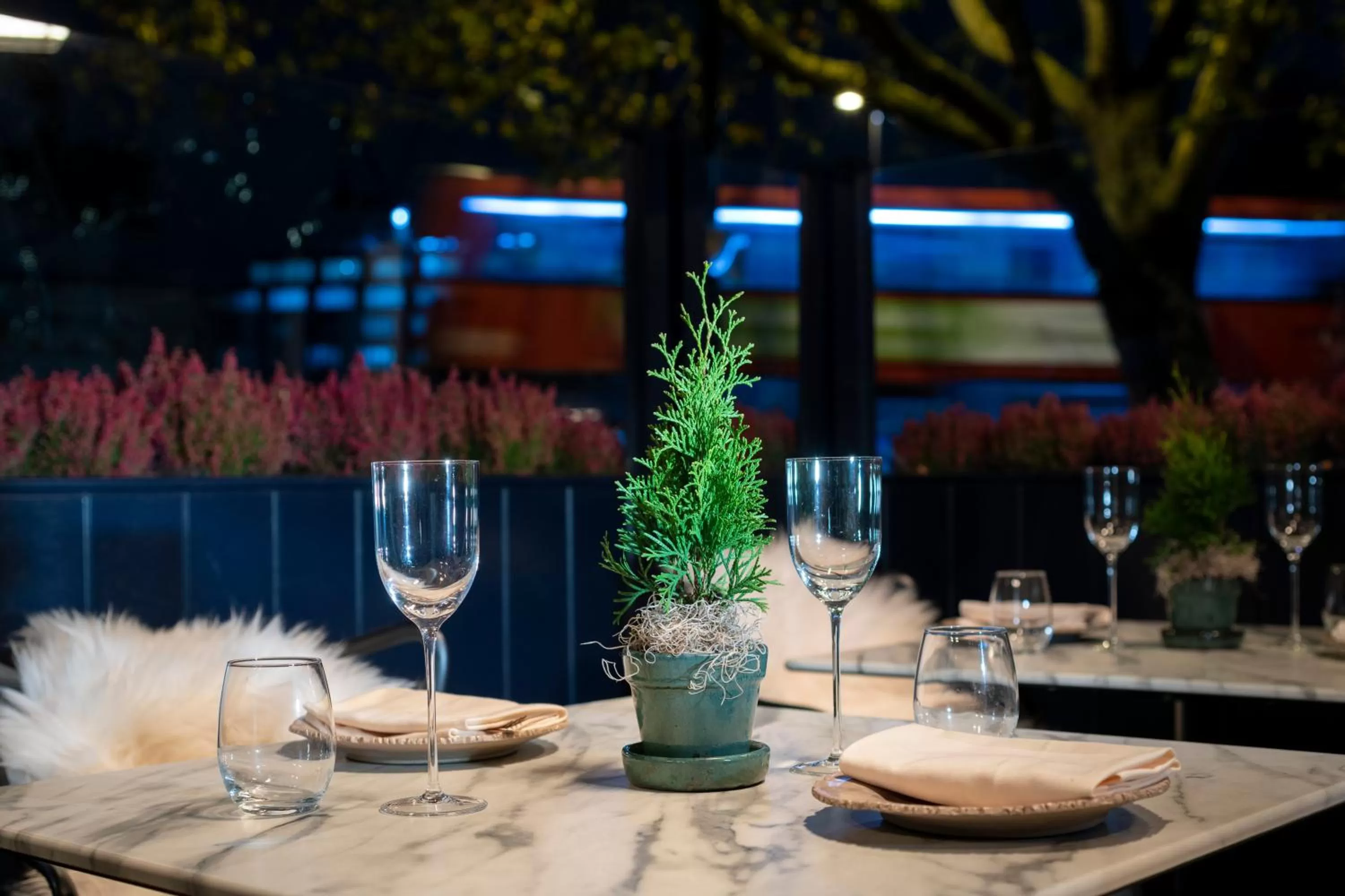 Restaurant/places to eat in InterContinental London Park Lane by IHG