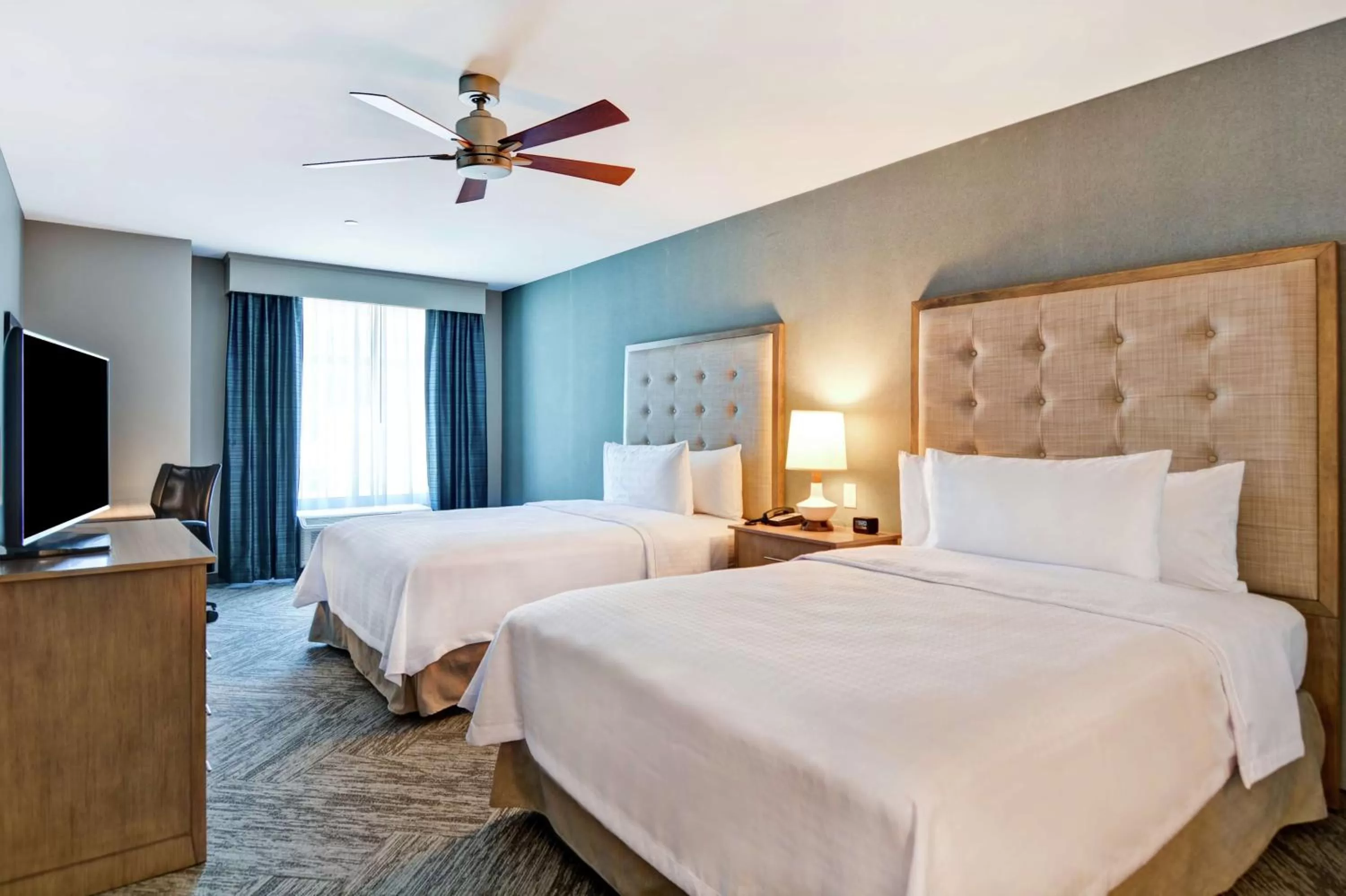 Bedroom, Bed in Homewood Suites By Hilton Hadley Amherst