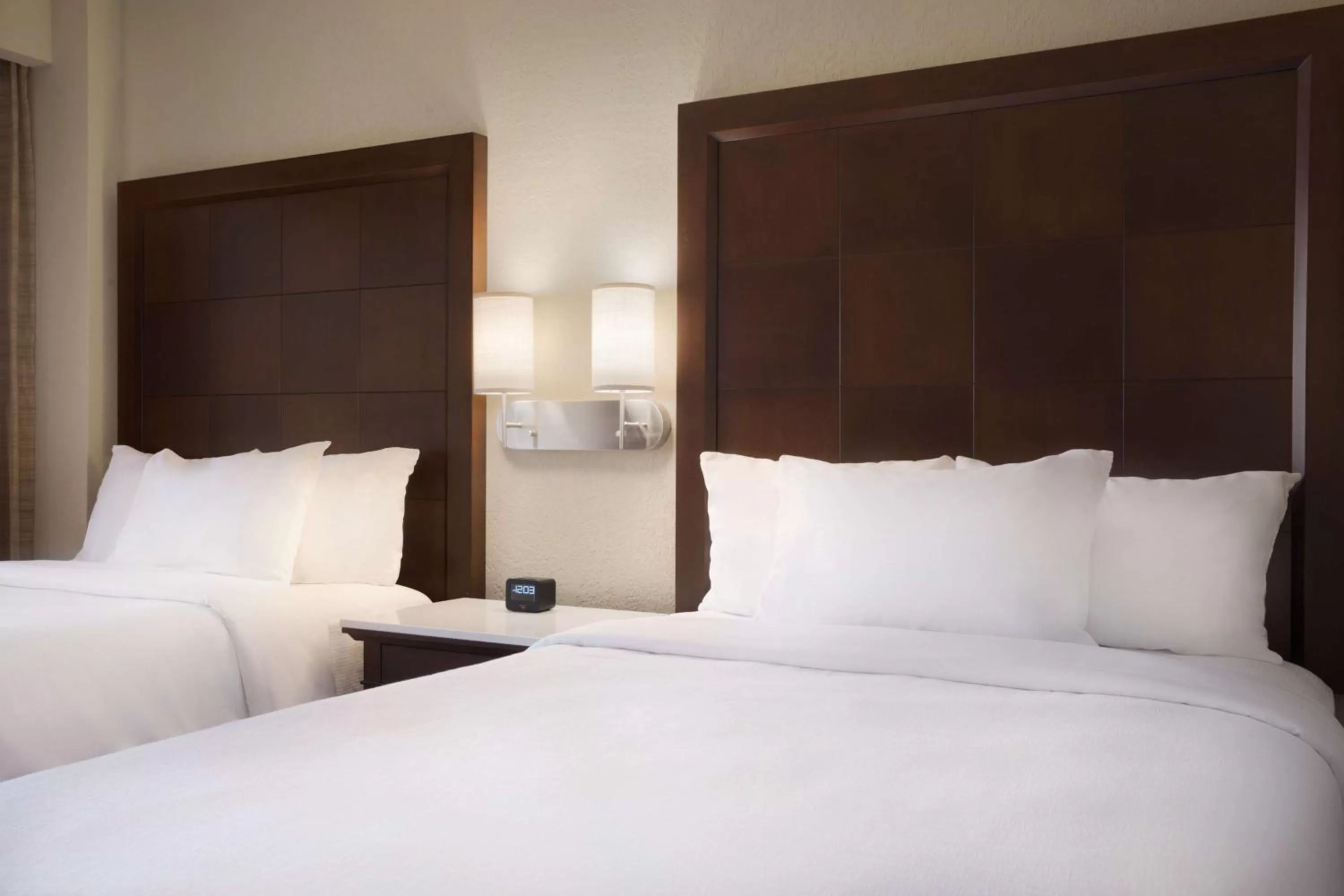 One-Bedroom Suite with Two Double Beds - Hearing Accessible - Non-Smoking in Embassy Suites San Antonio Airport
