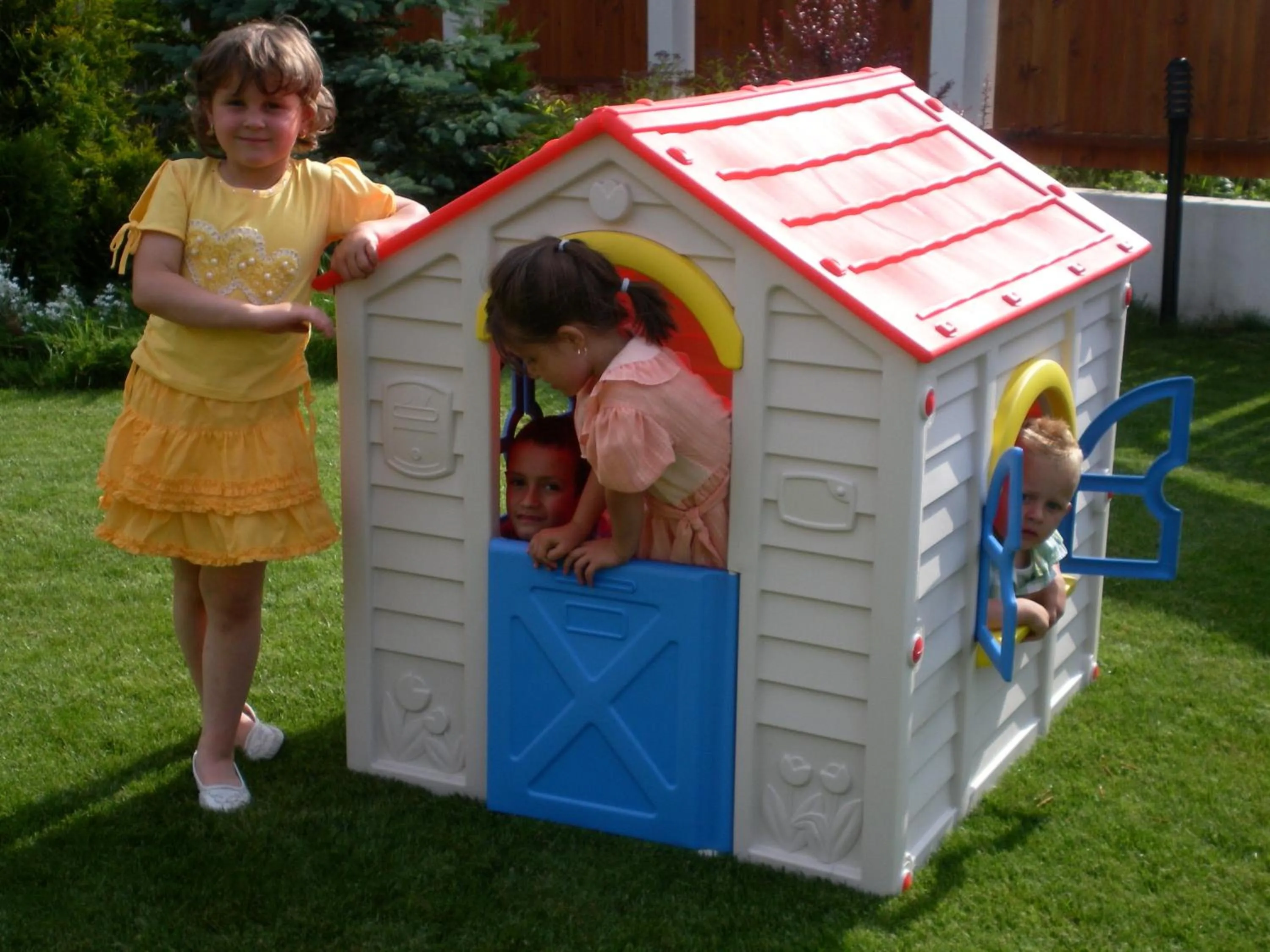 Children play ground in Evelina Palace Hotel