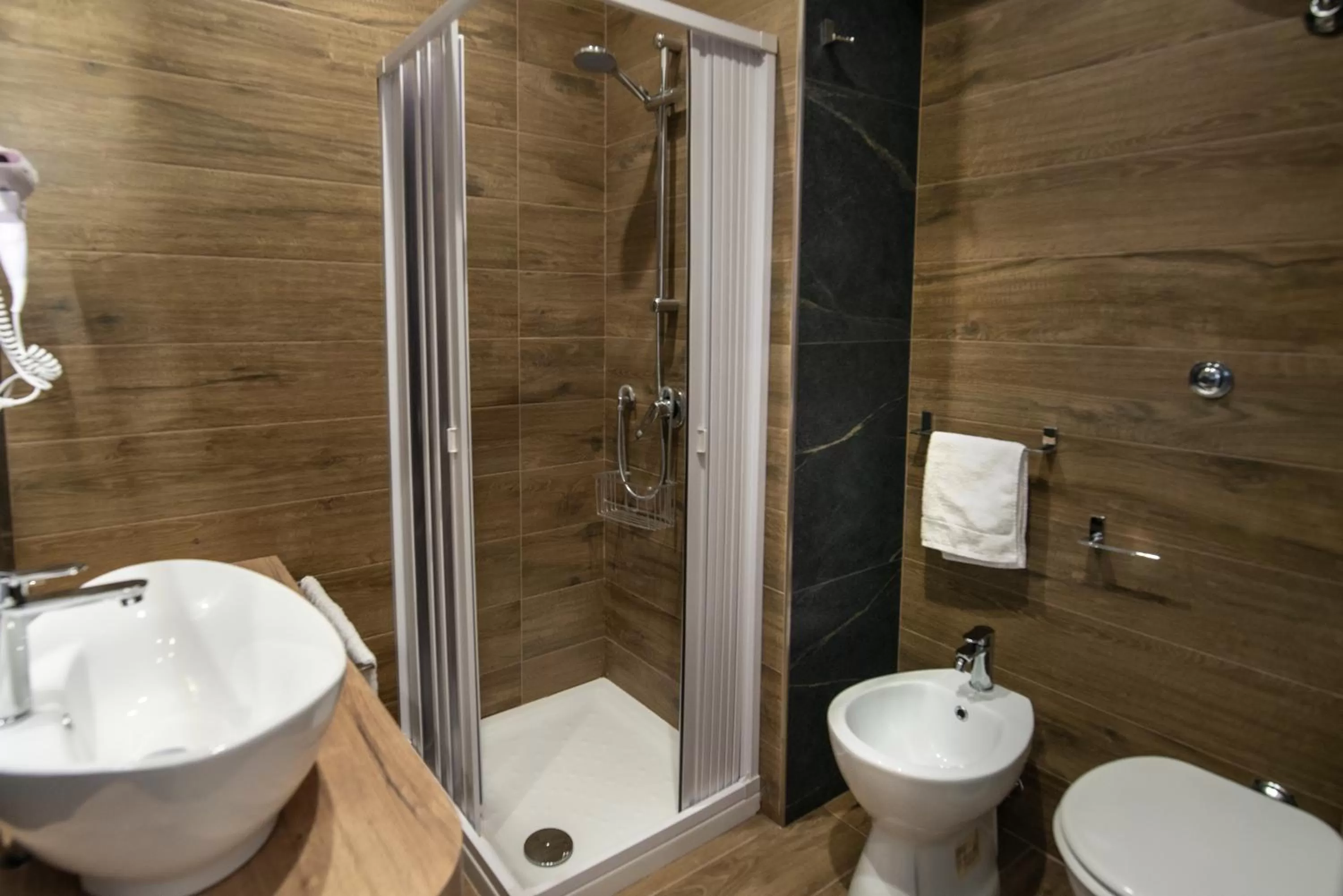 Shower in VIVI A NAPOLI