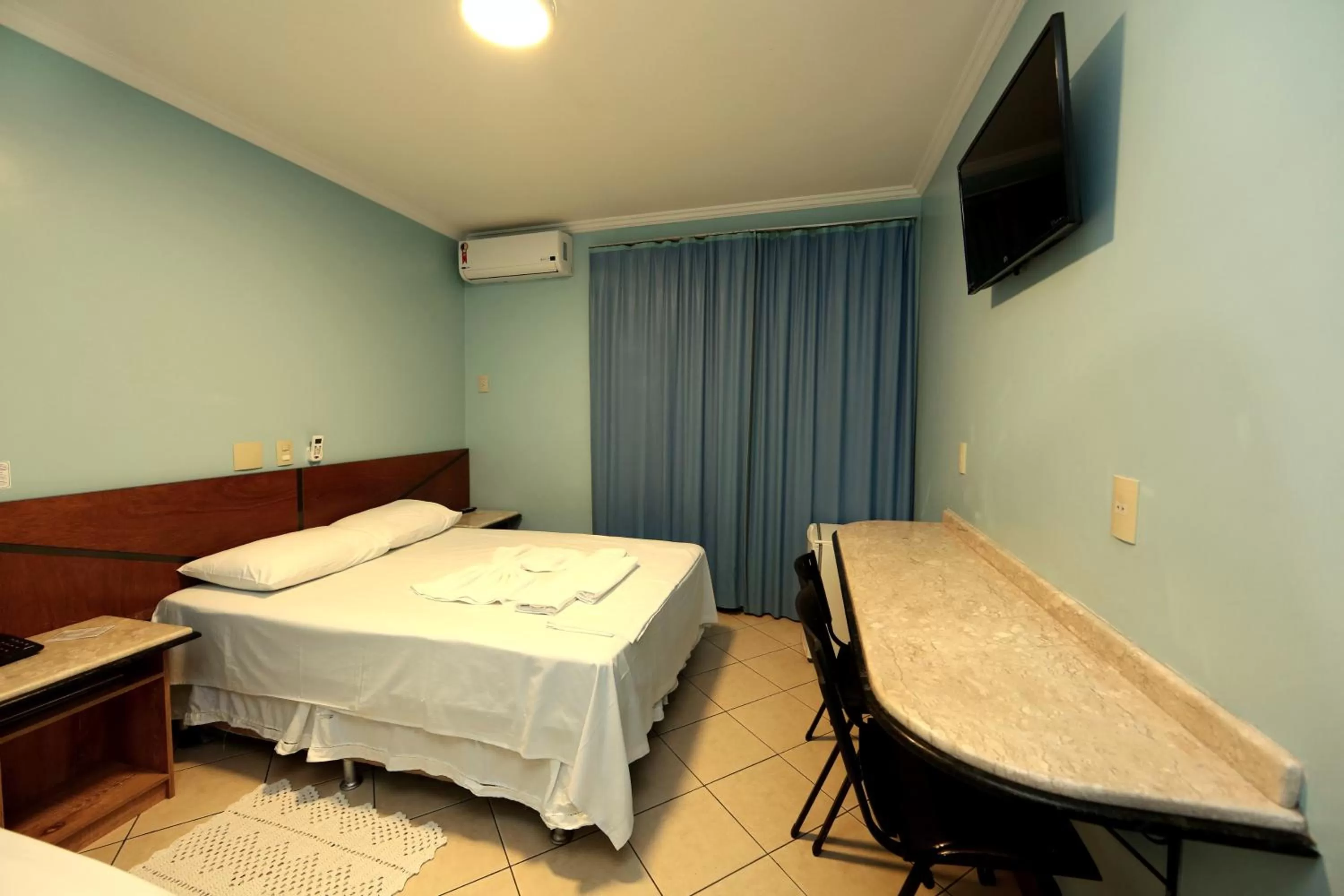 Photo of the whole room, Bed in Hotel Rouver