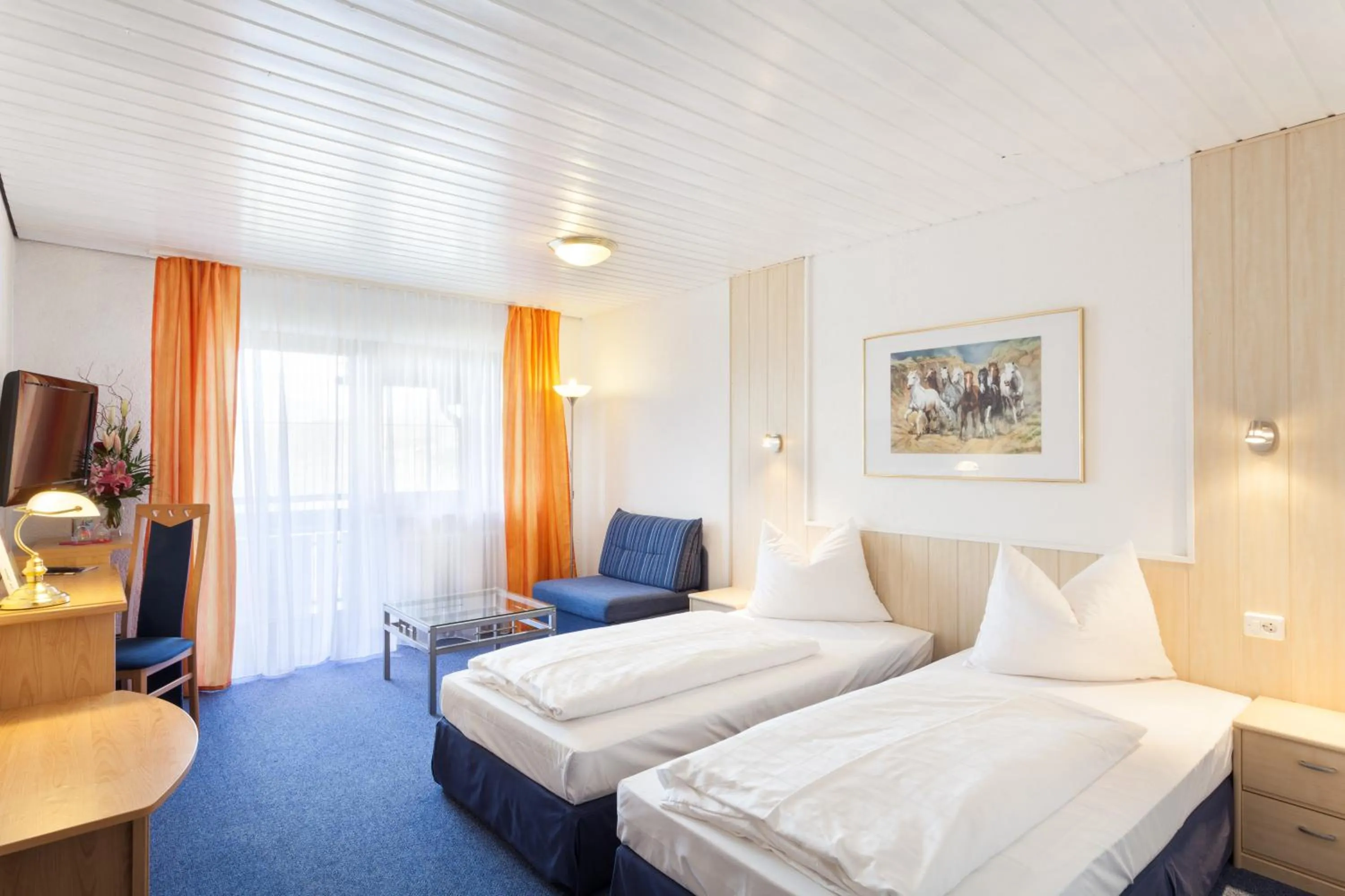 Photo of the whole room, Bed in Akzenthaus Alpenrose Nesselwang