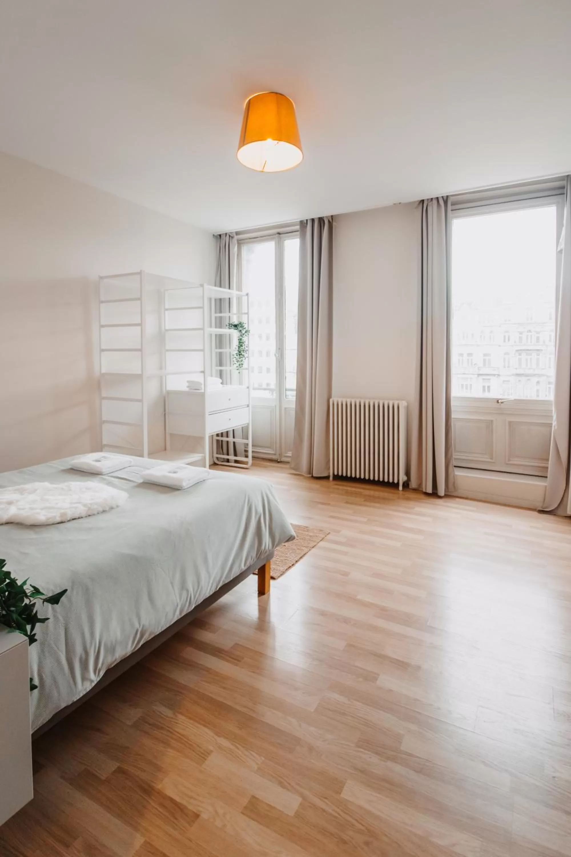 Bedroom, Bed in Central and Cozy in Brussels