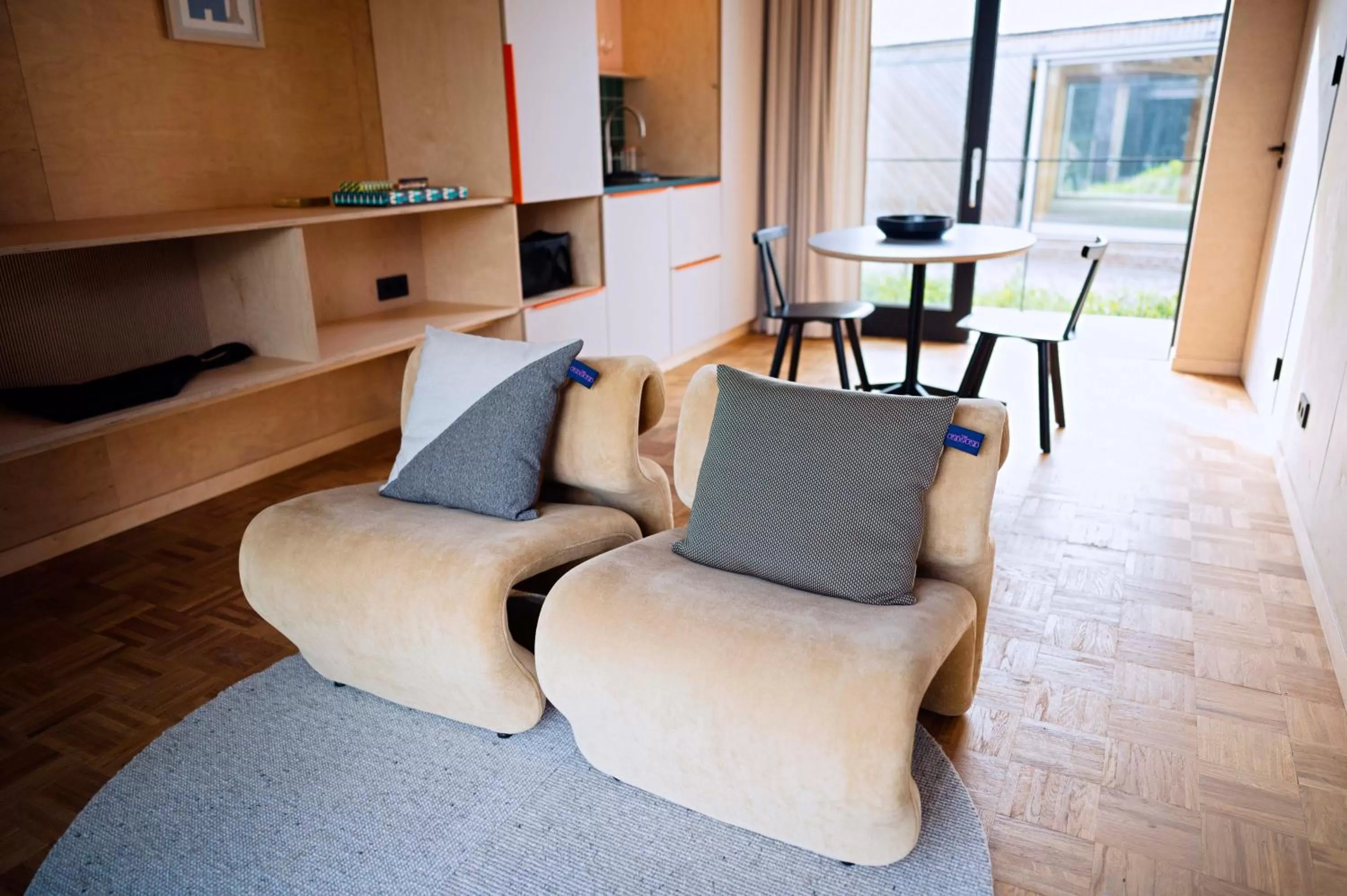 Kitchen or kitchenette, Seating Area in The Unbound Amsterdam