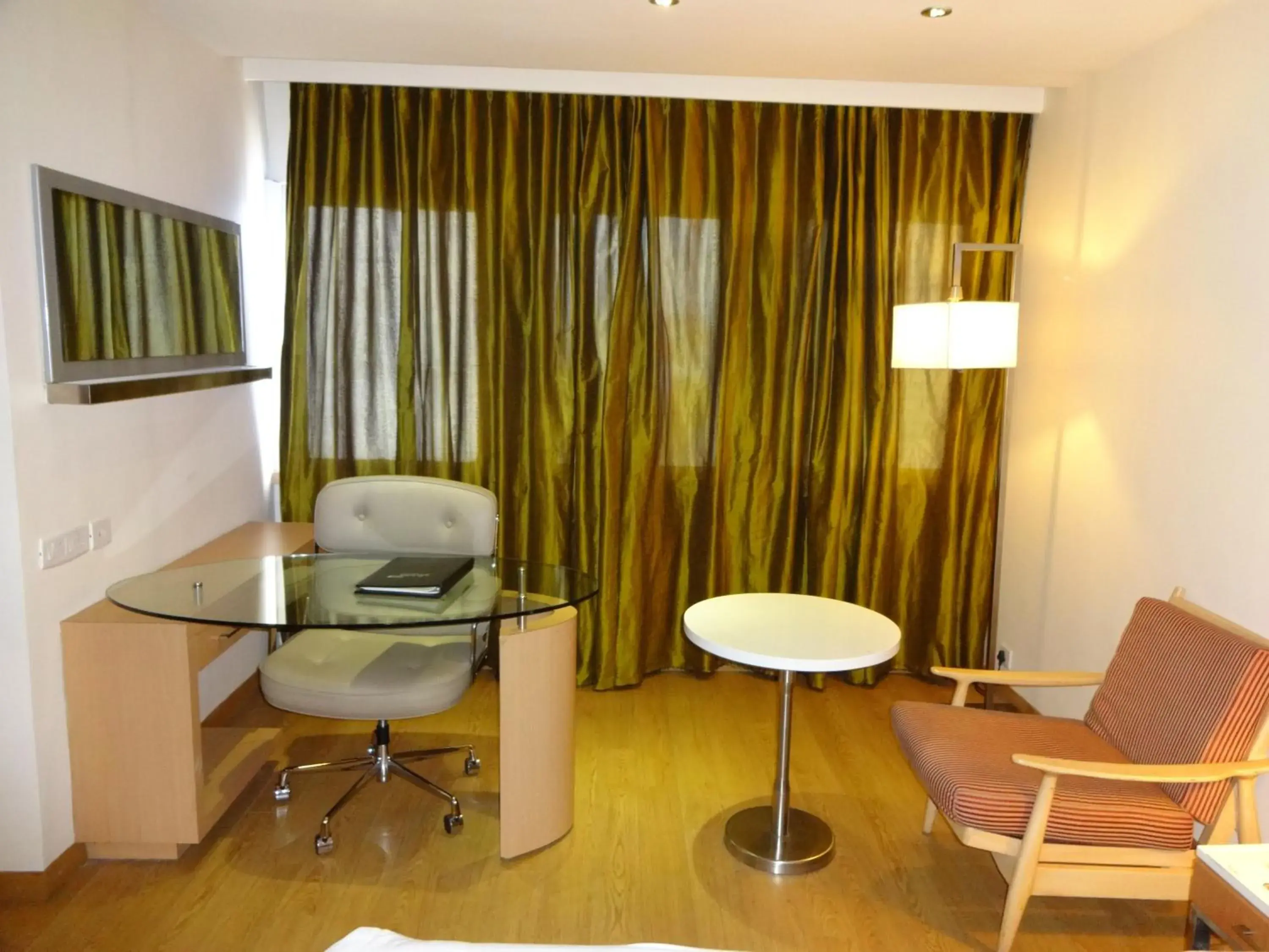 Business Club Room in Savera Hotel Business Club Room in Savera Hotel