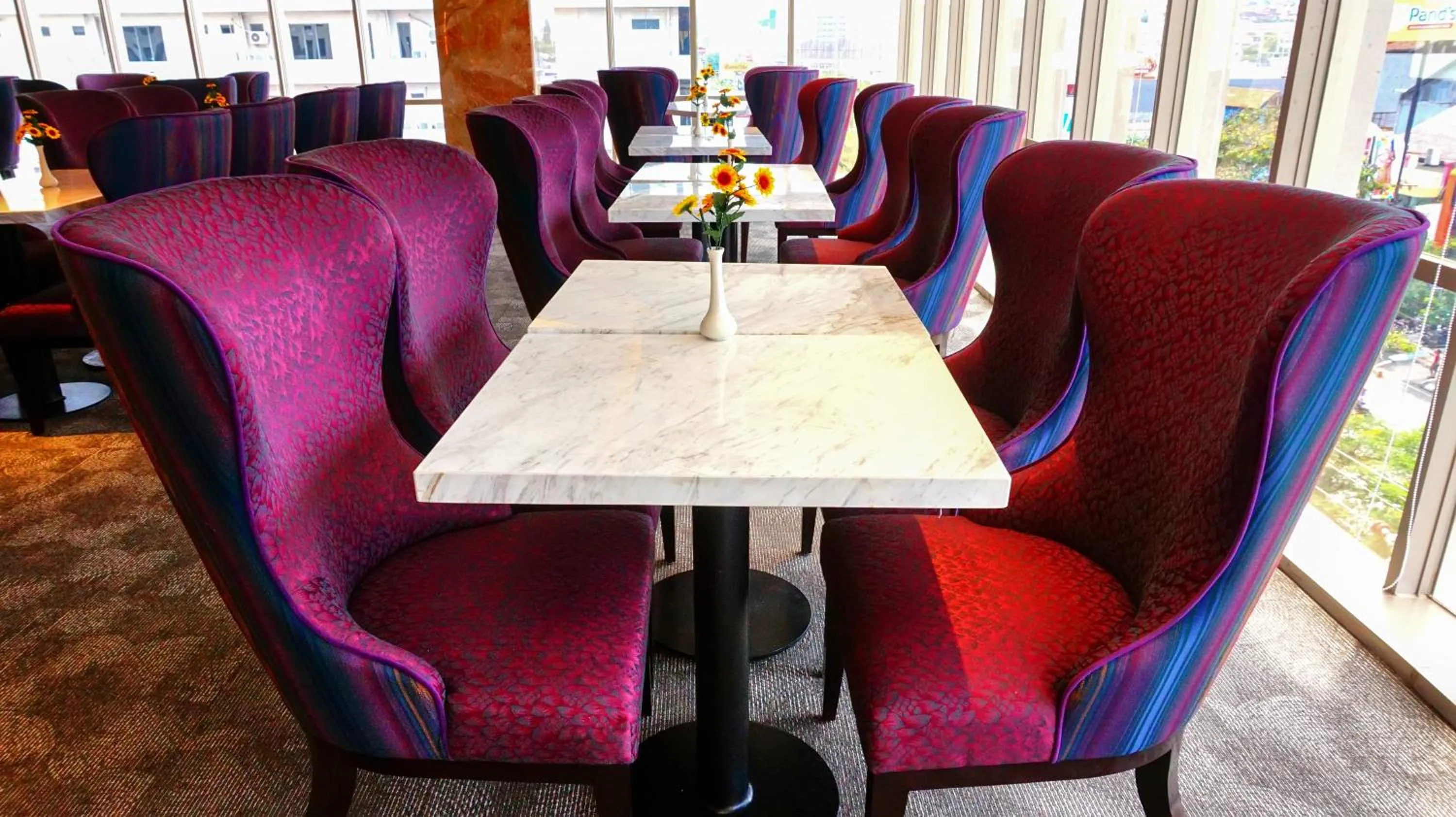 Lounge or bar in Louis Kienne Hotel Pandanaran