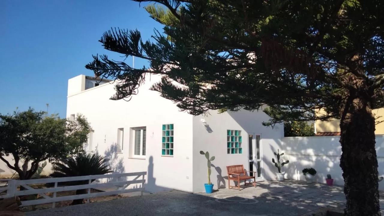 Property Building in B&B IL MENHIR