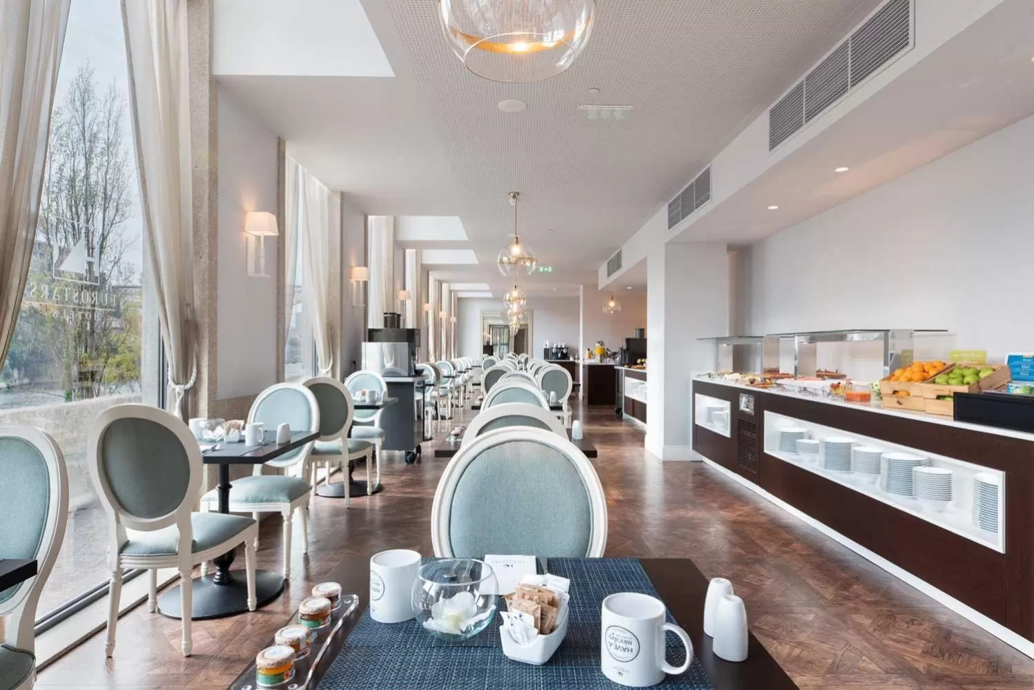 Buffet breakfast in Eurostars Porto Douro