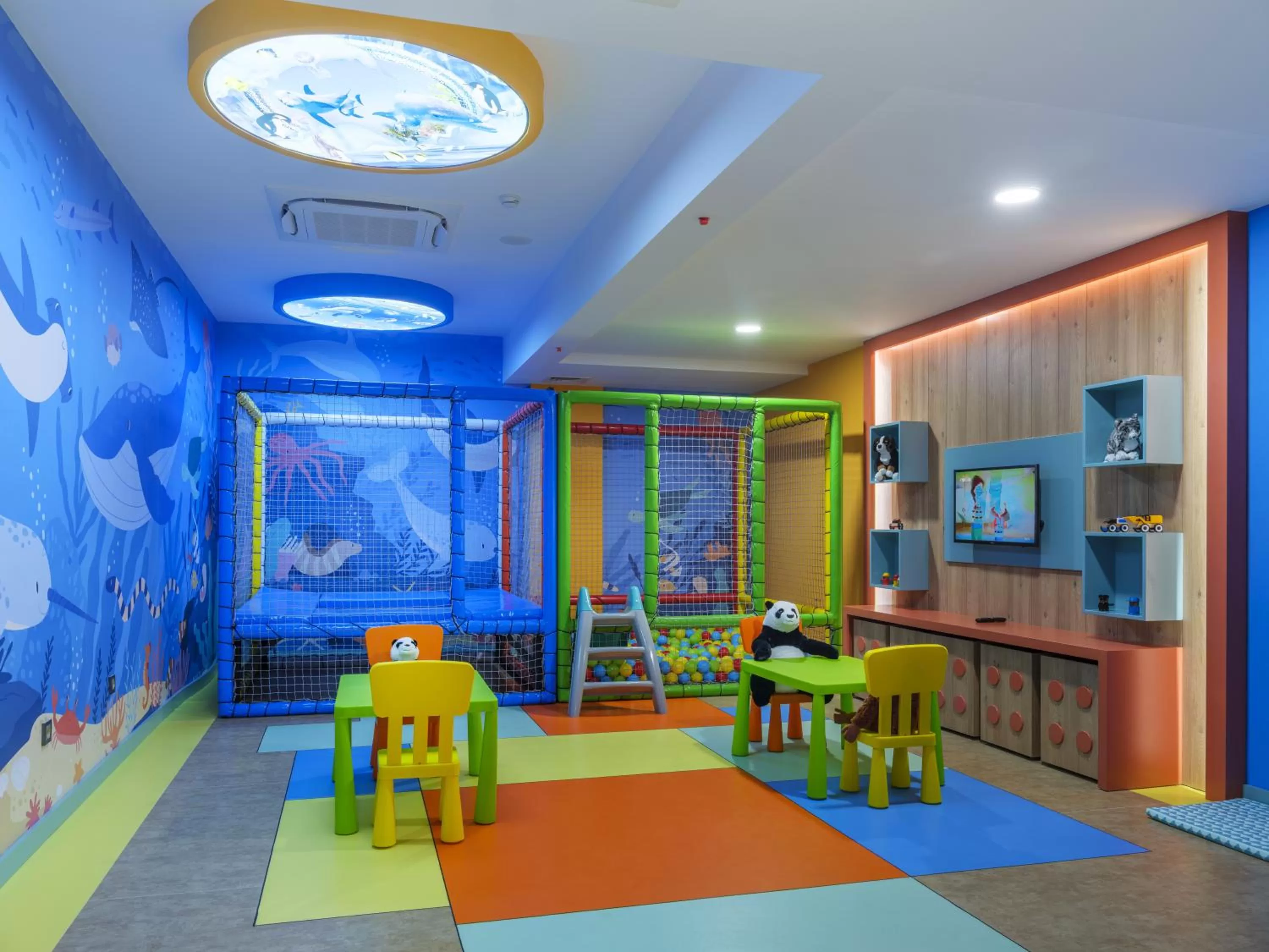 Children play ground in Elysium Green Suites