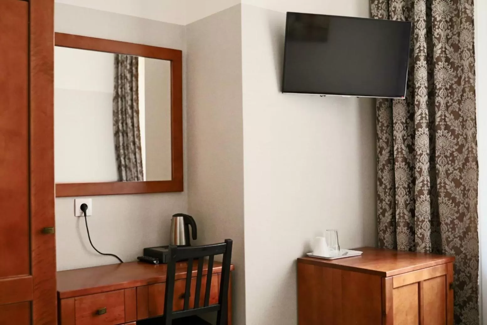 TV and multimedia in DReAM Garden Palace