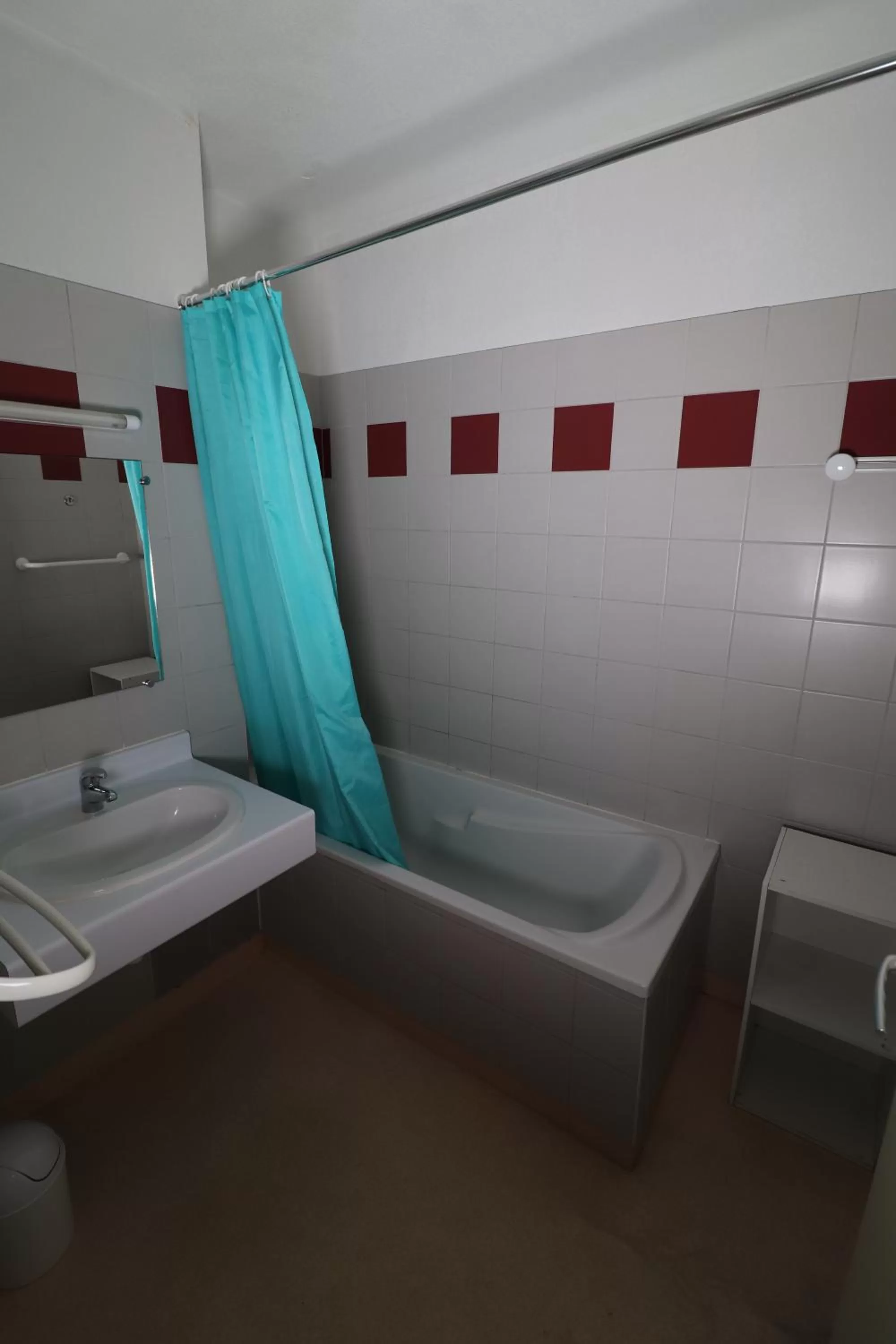 Bathroom in Chateau Ricard