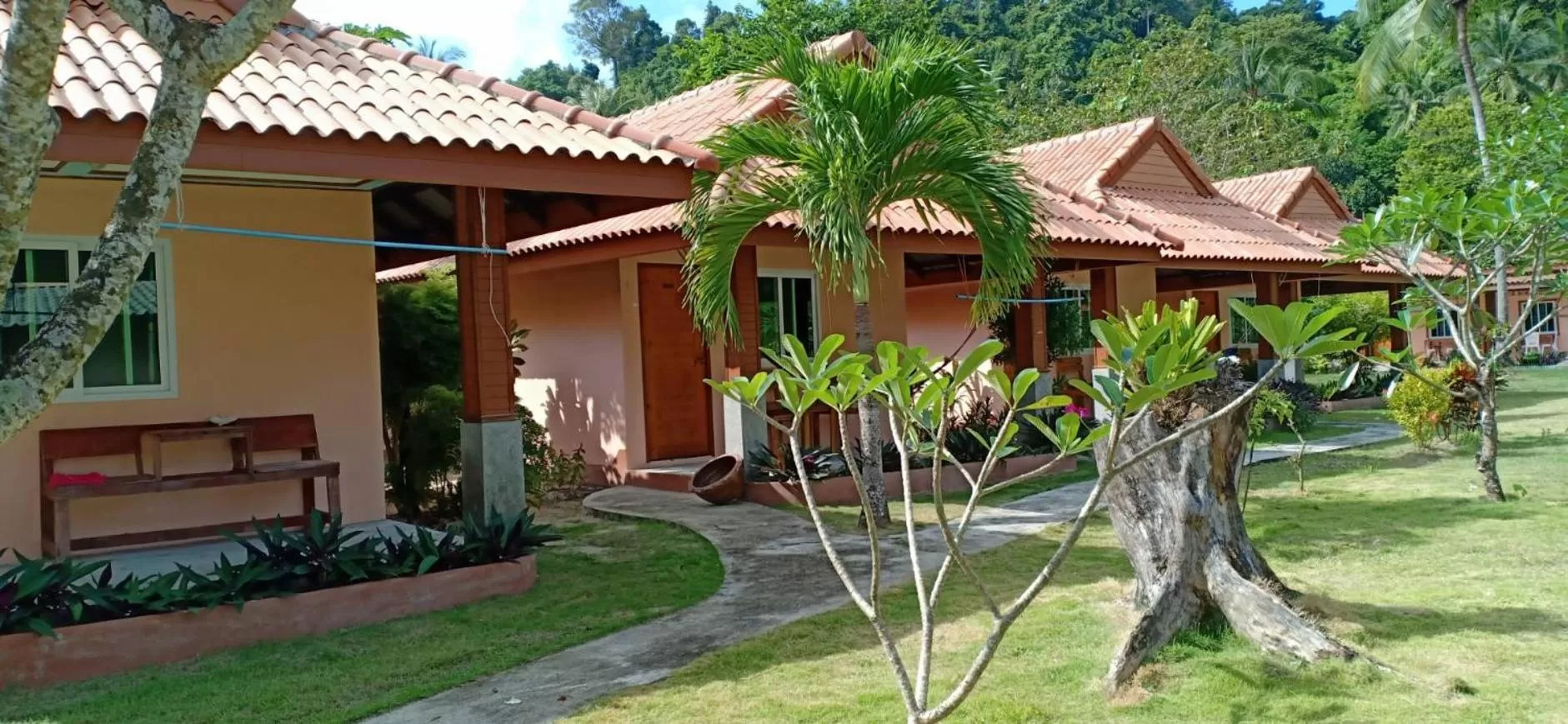 Koh Ngai Kaimuk Thong Resort