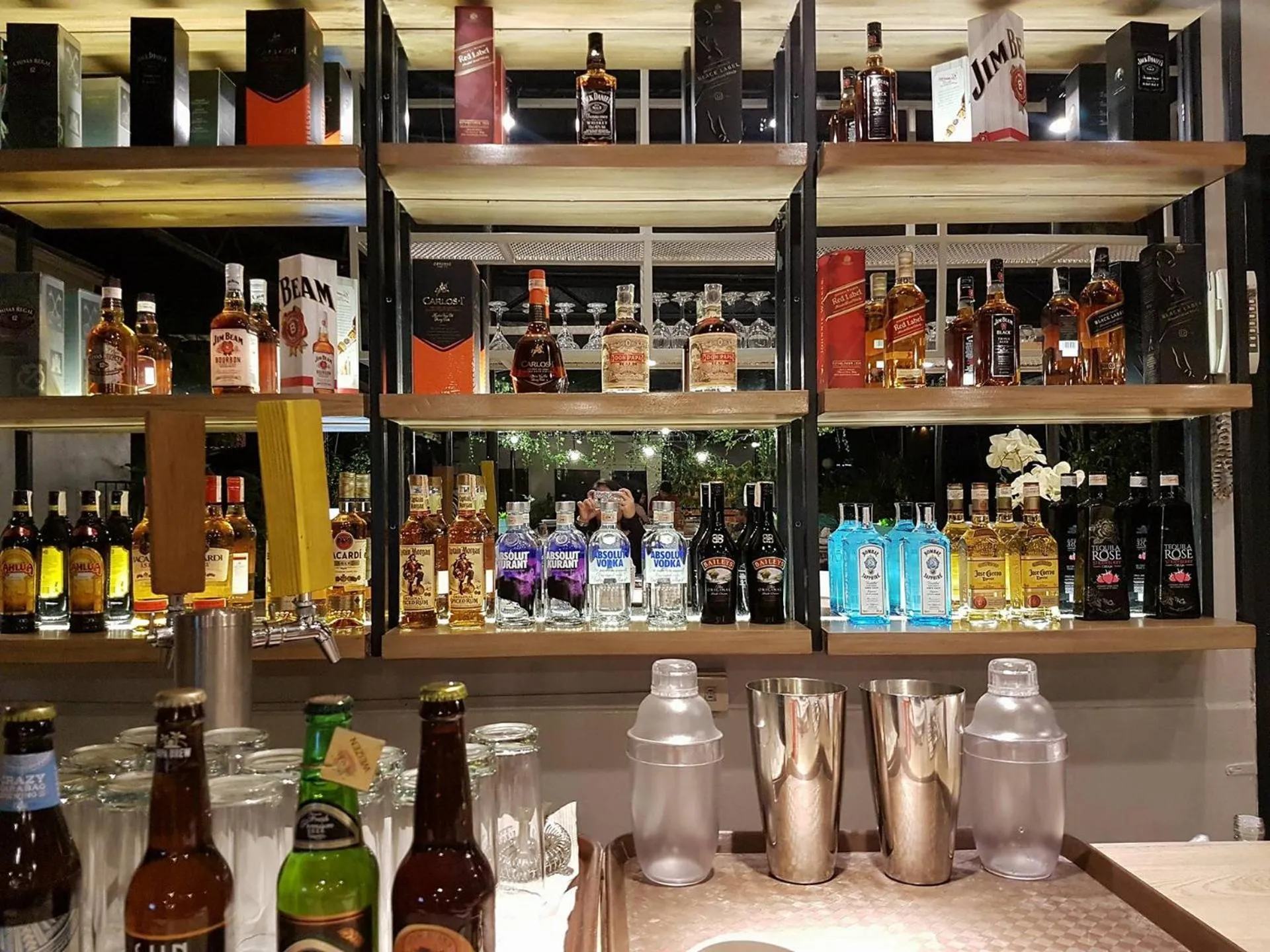 Nightclub / DJ in Stone House Quezon City