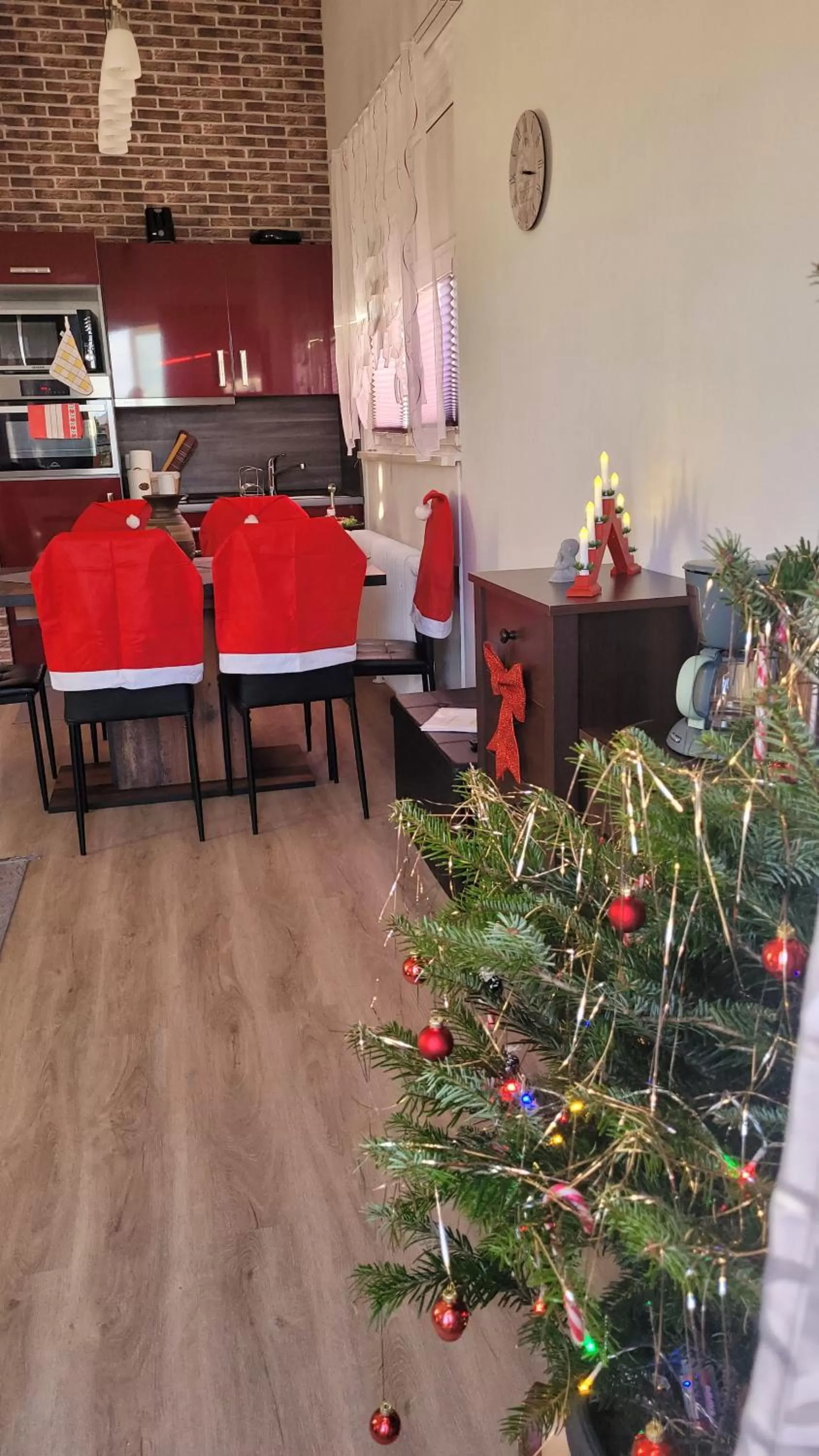 Dining area in King Panorama mit Netflix