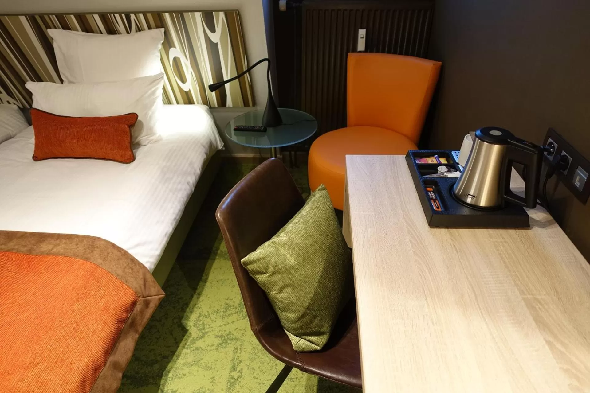 Bed in Hôtel du Parc Ath