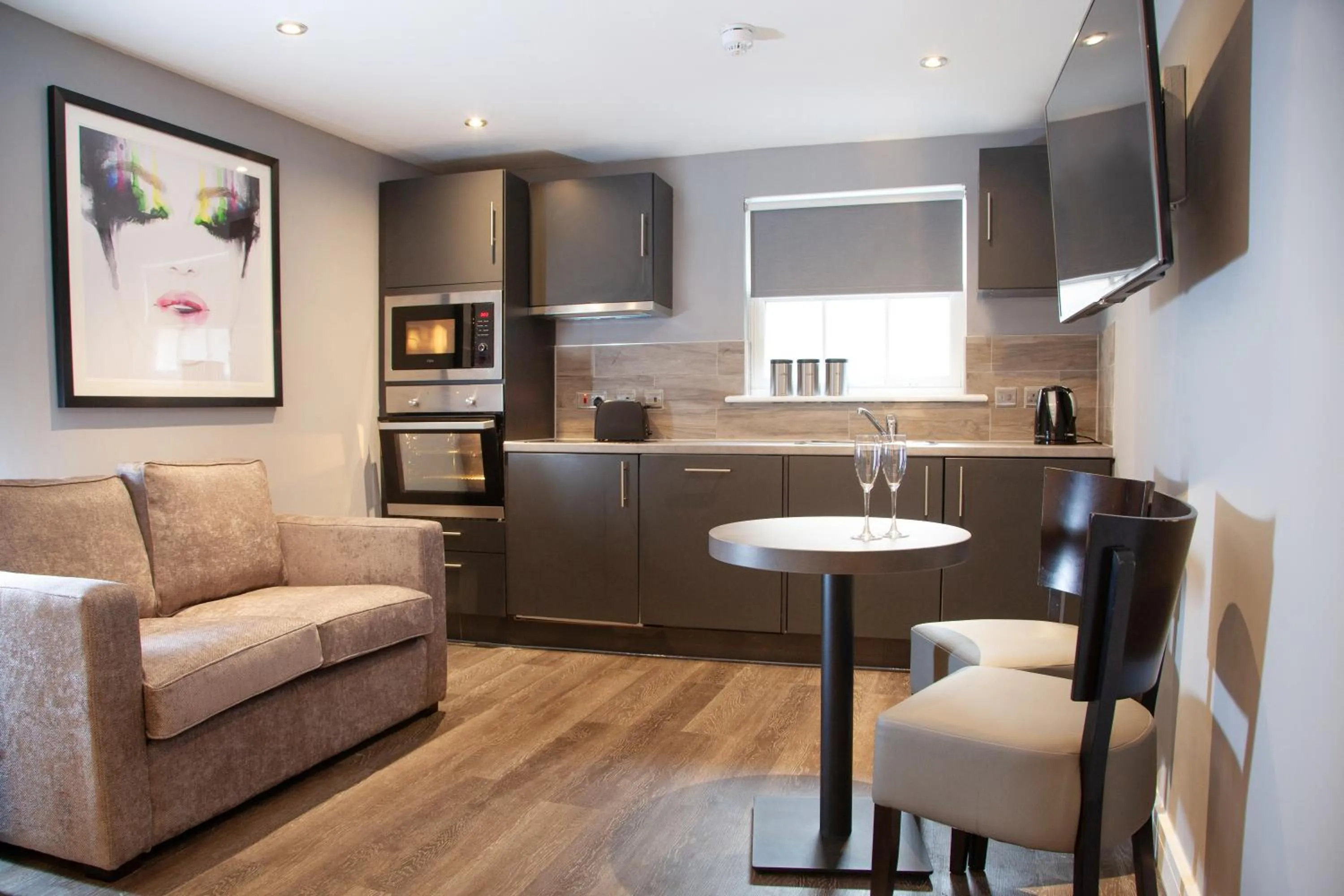 Kitchen or kitchenette in EPIC Apart Hotel - Duke Street