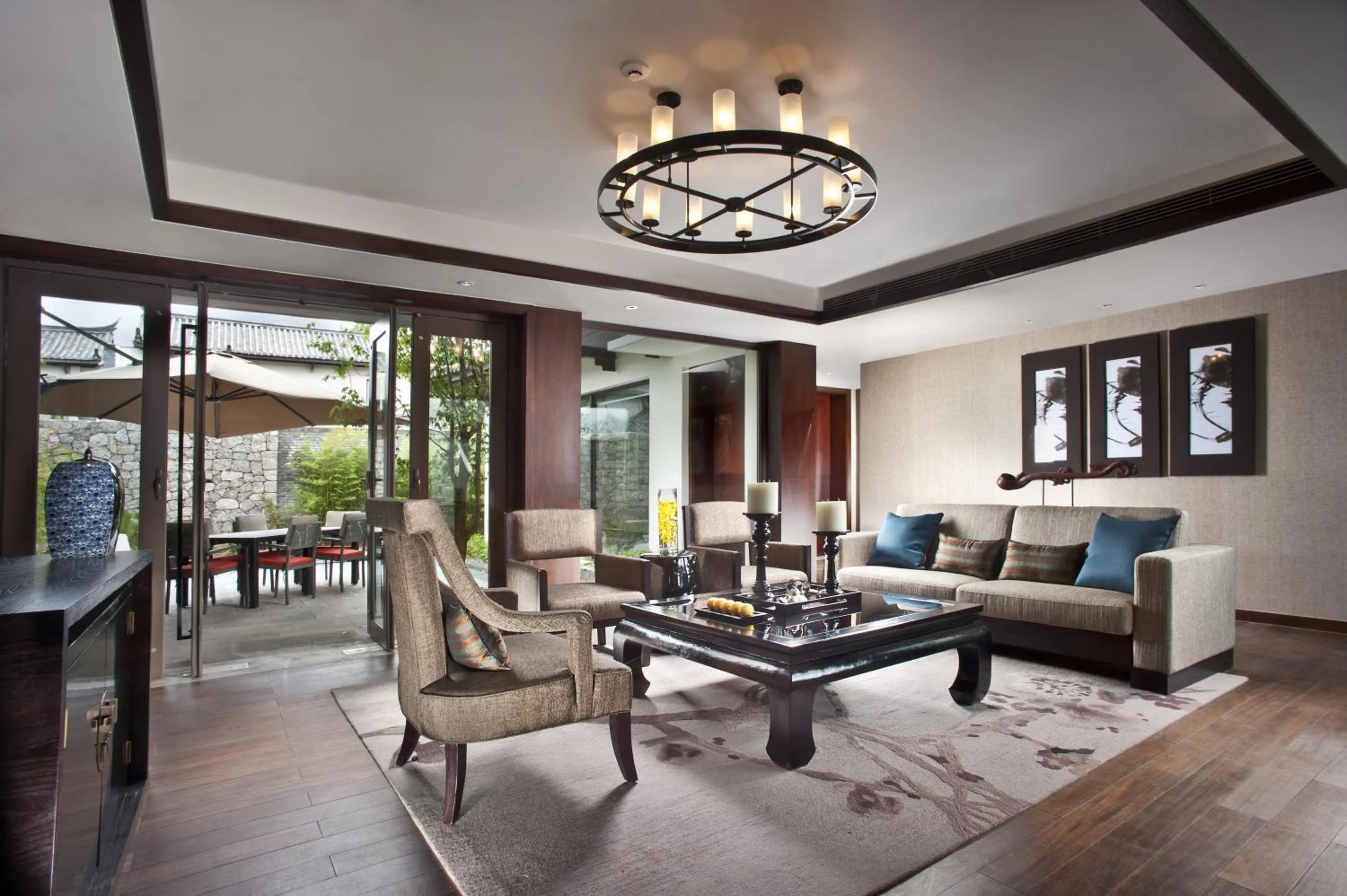 Library in Pullman Lijiang Resort & Spa