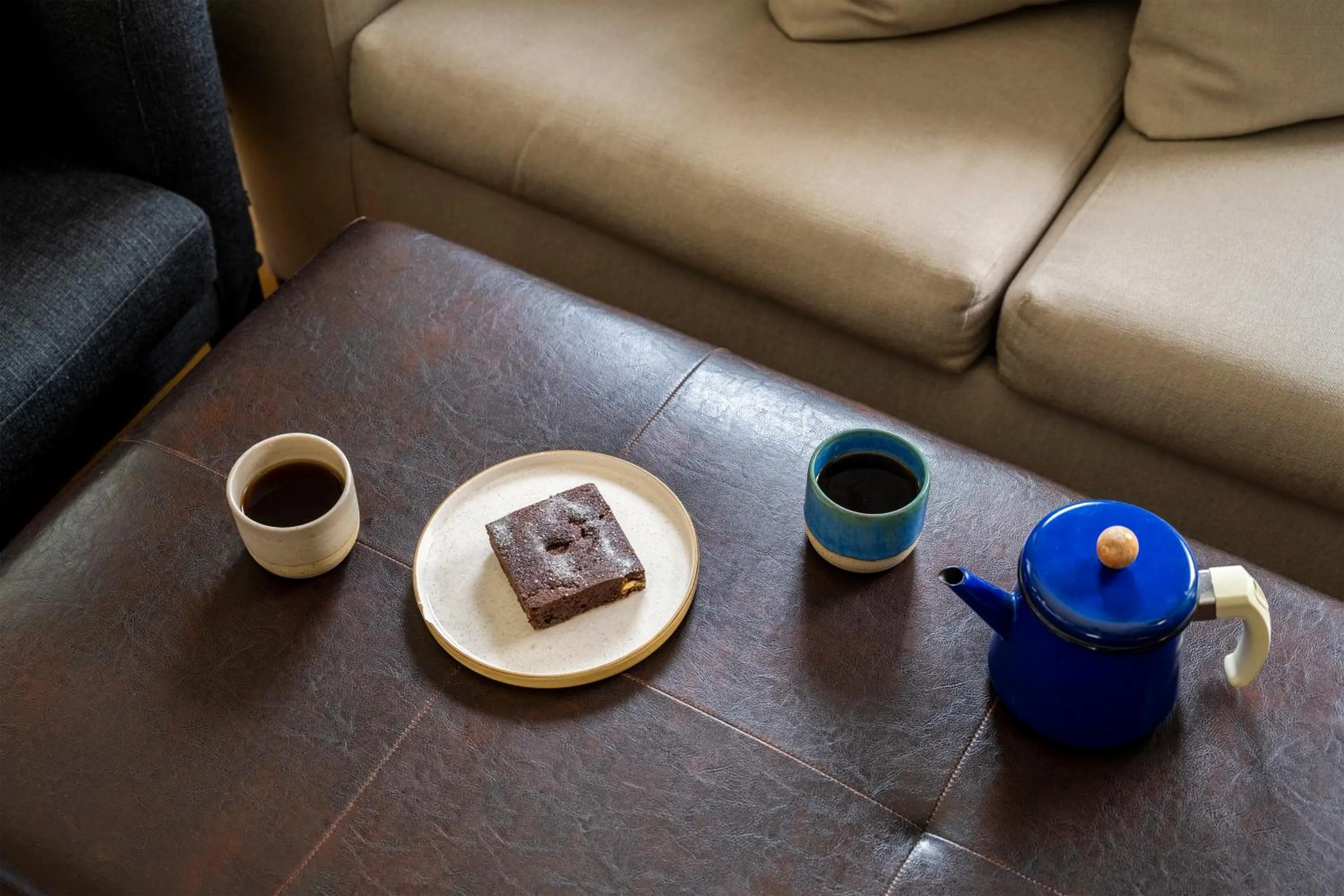 room service in Ansen Hotel and Suites