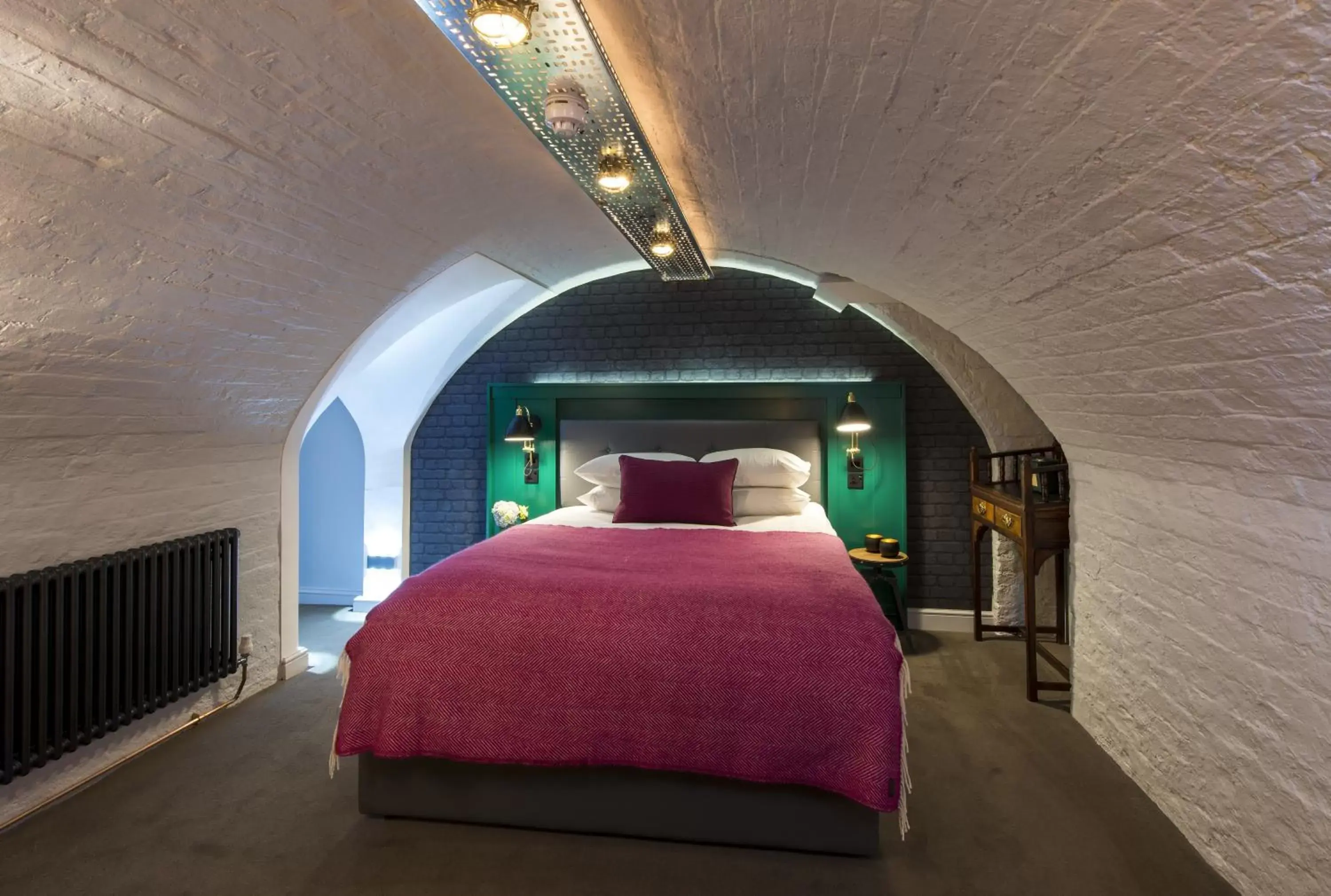 Two-Bedroom Suite in The Churchill Hotel Two-Bedroom Suite in The Churchill Hotel