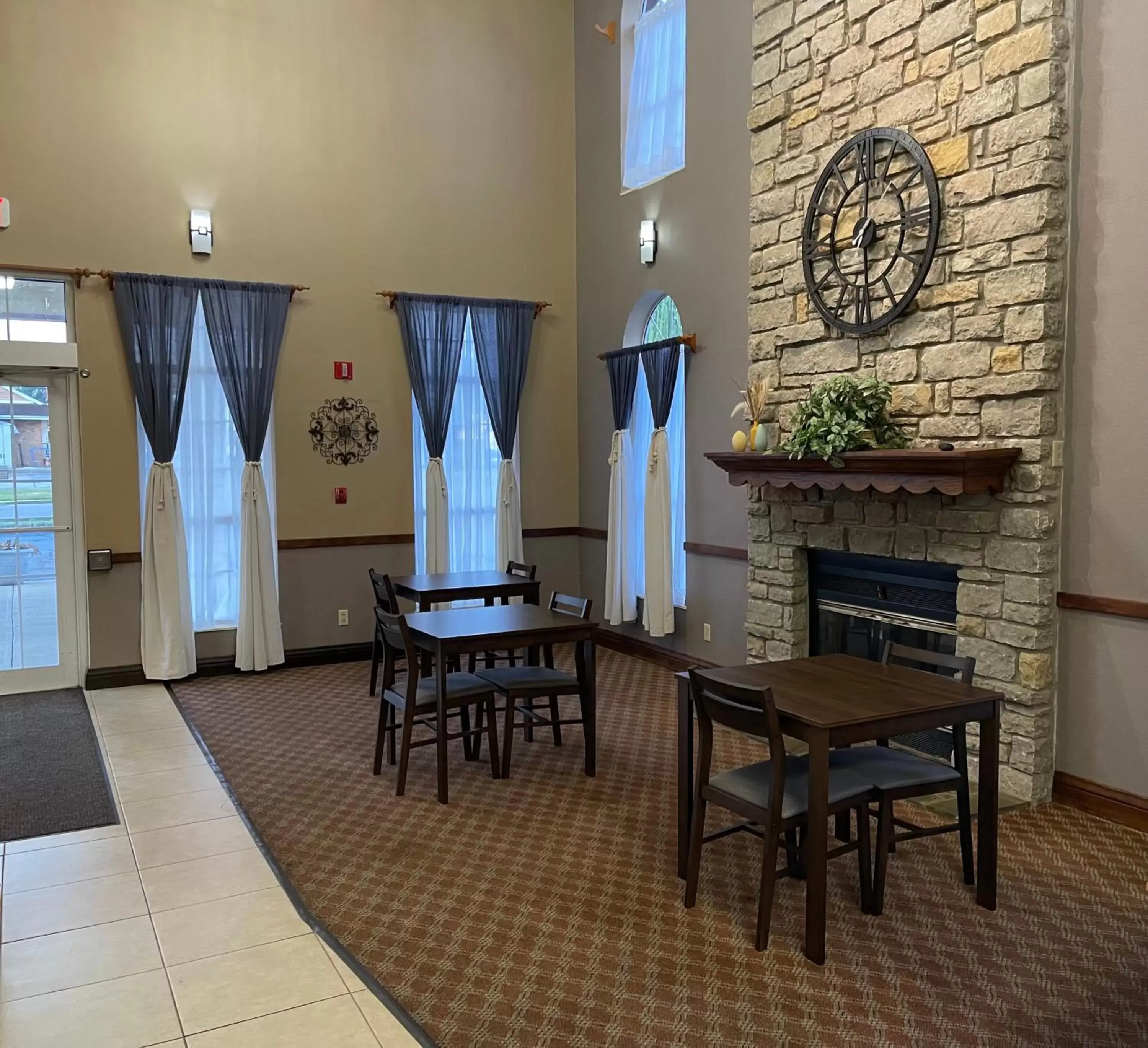 The Woodridge Inn The Woodridge Inn